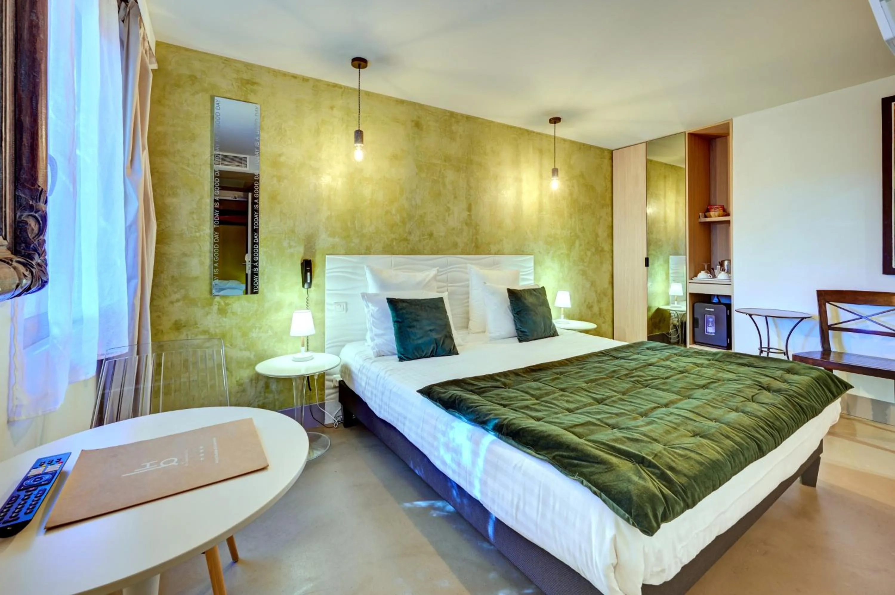 Bed in Hotel Bastide & SPA - Villa de Lourmarin