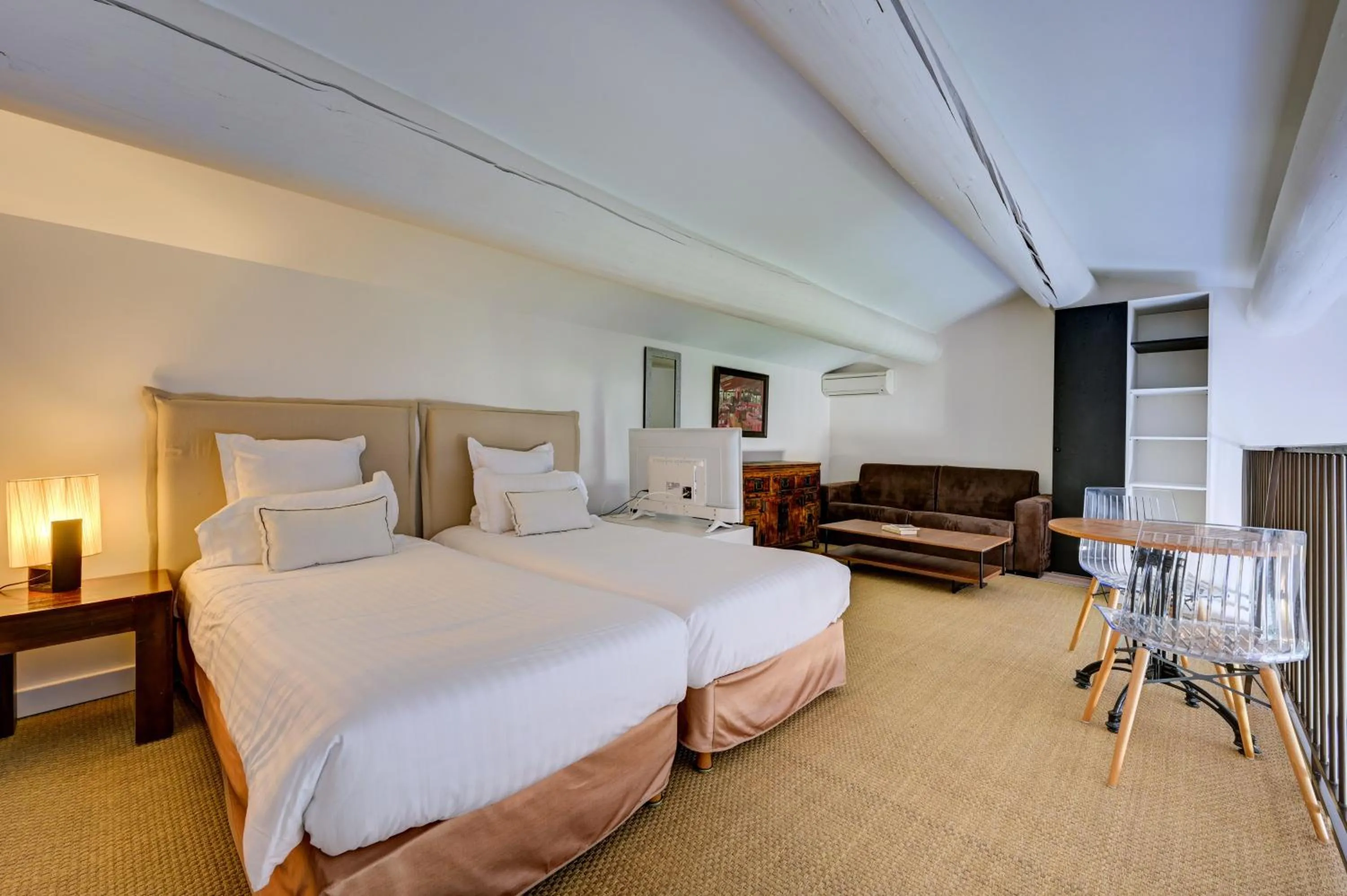 Bed in Hotel Bastide & SPA - Villa de Lourmarin