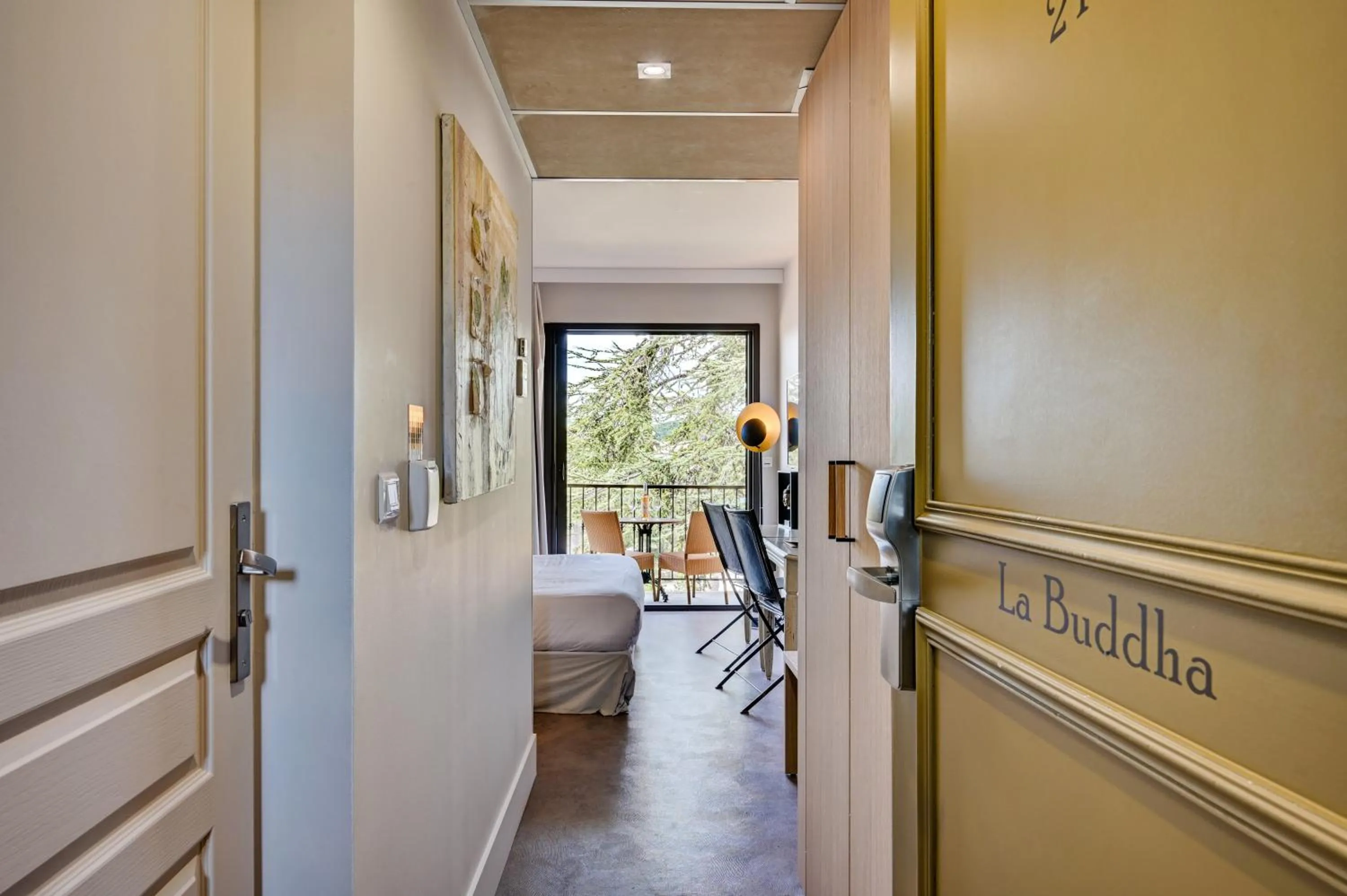 Decorative detail in Hotel Bastide & SPA - Villa de Lourmarin