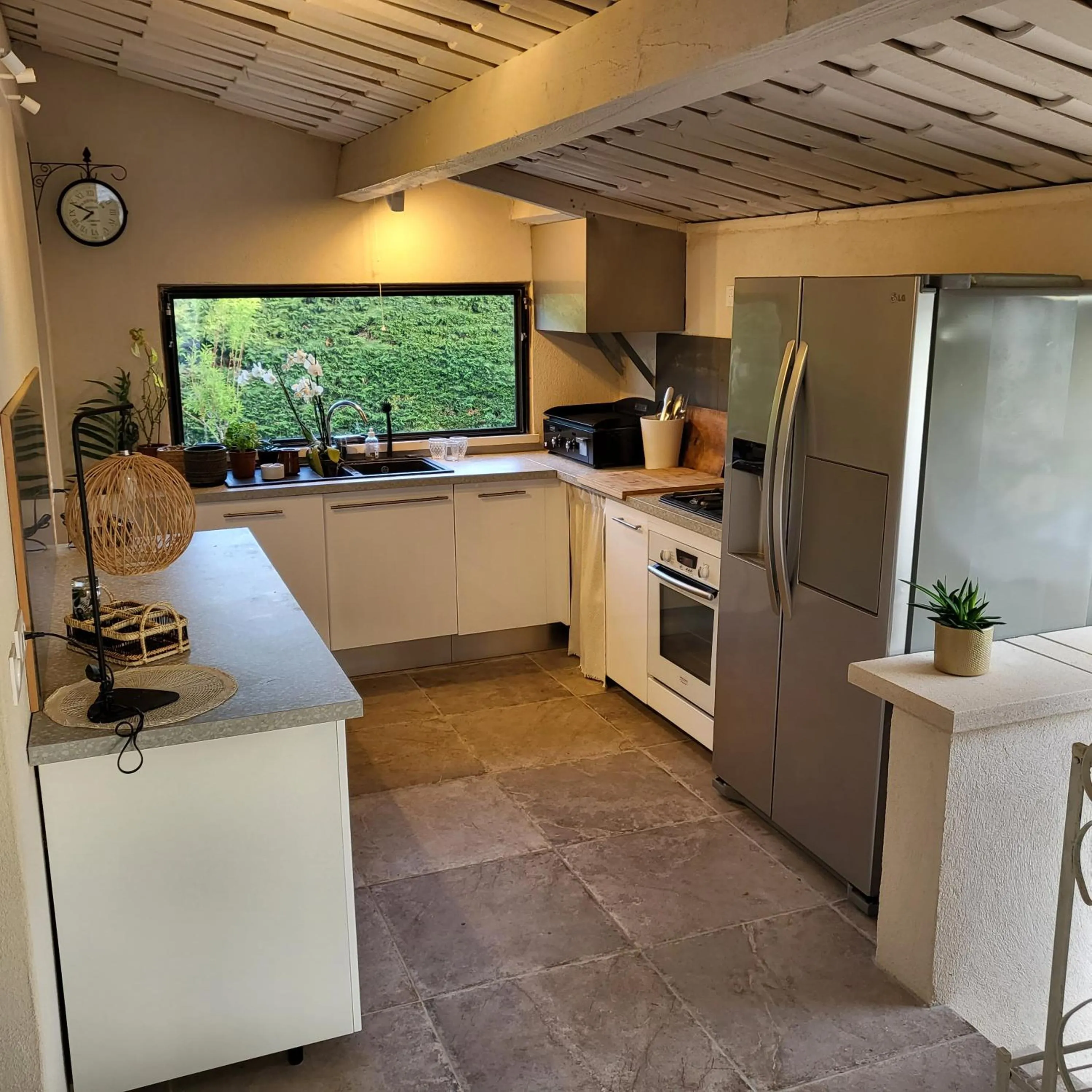 Kitchen or kitchenette in Hotel Bastide & SPA - Villa de Lourmarin