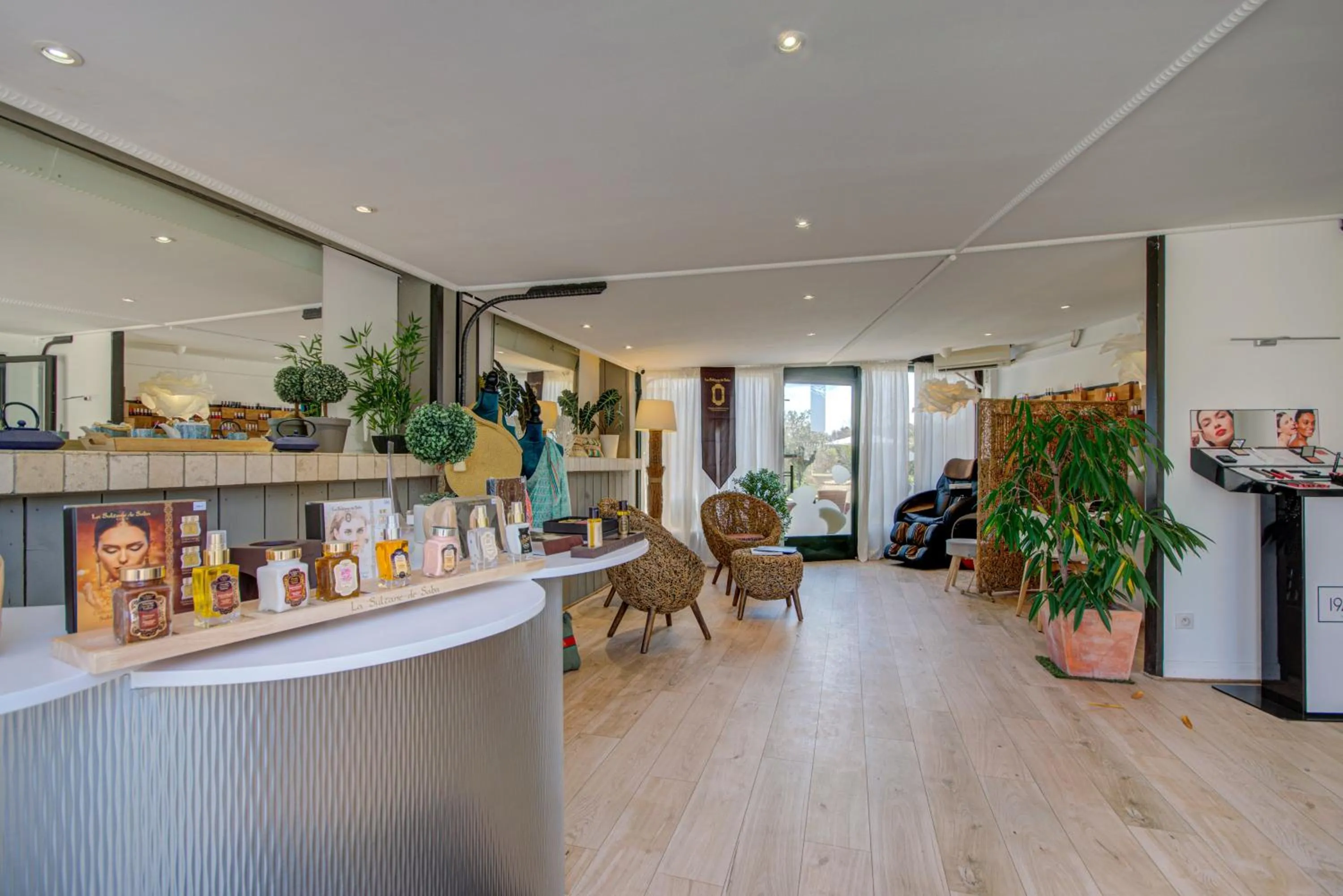 Spa and wellness centre/facilities in Hotel Bastide & SPA - Villa de Lourmarin