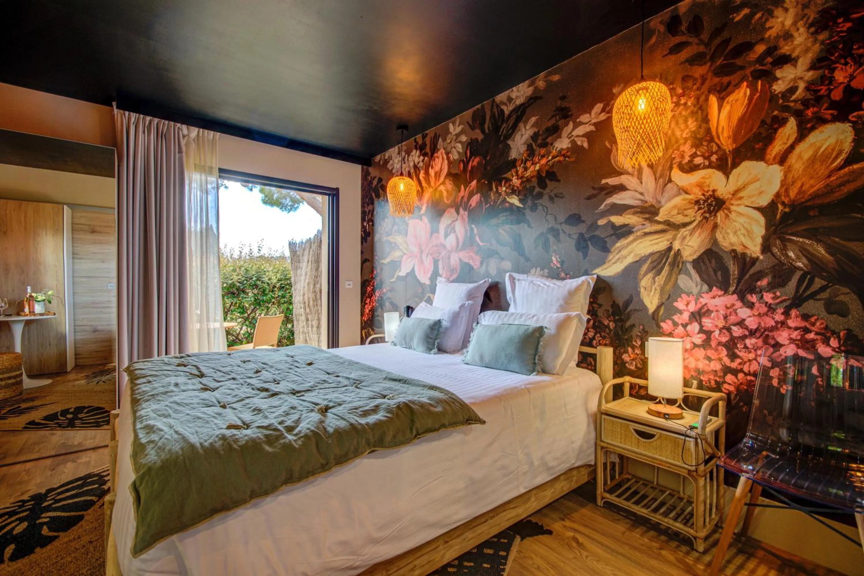 Bed in Hotel Bastide & SPA - Villa de Lourmarin