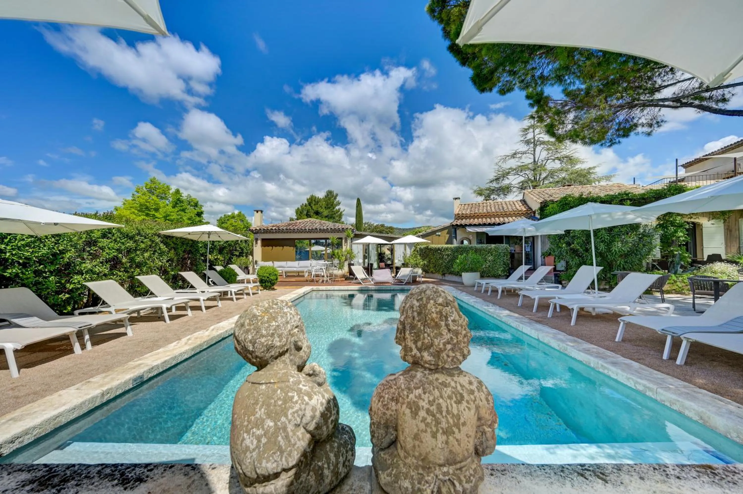 Pool view in Hotel Bastide & SPA - Villa de Lourmarin