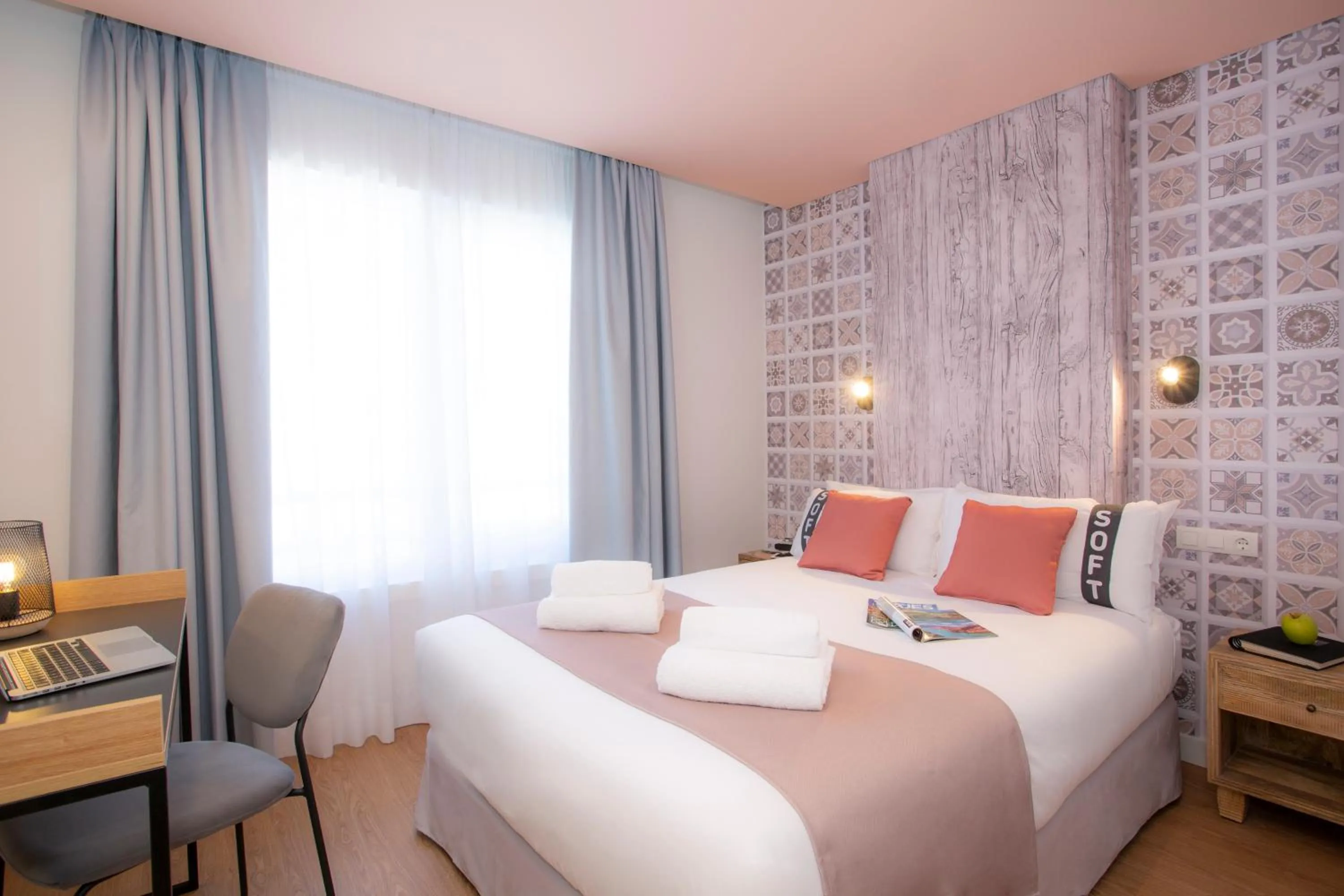 Budget Double Room - single occupancy in Casual Raízes Porto