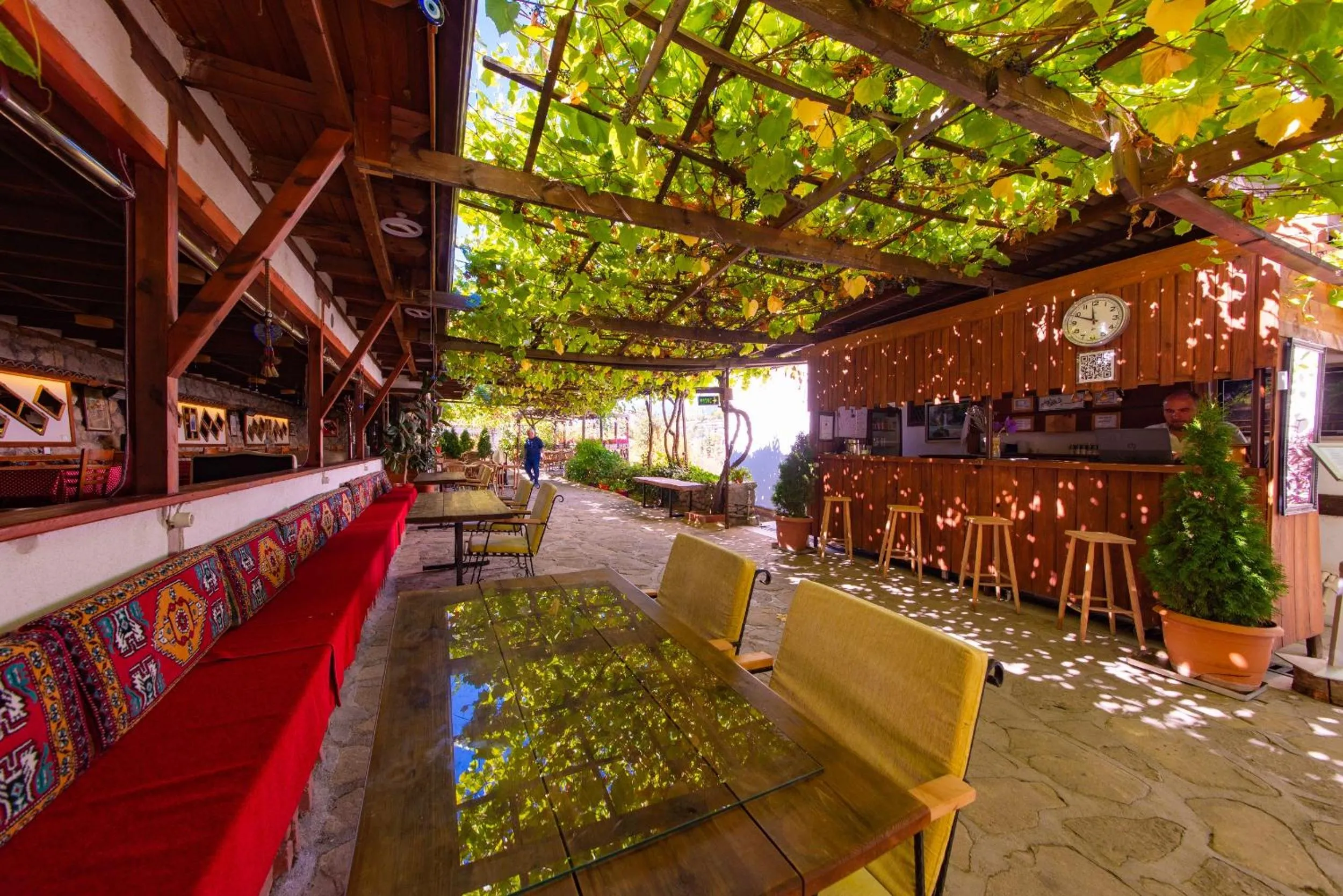 Garden in Cesmeli Konak Corner