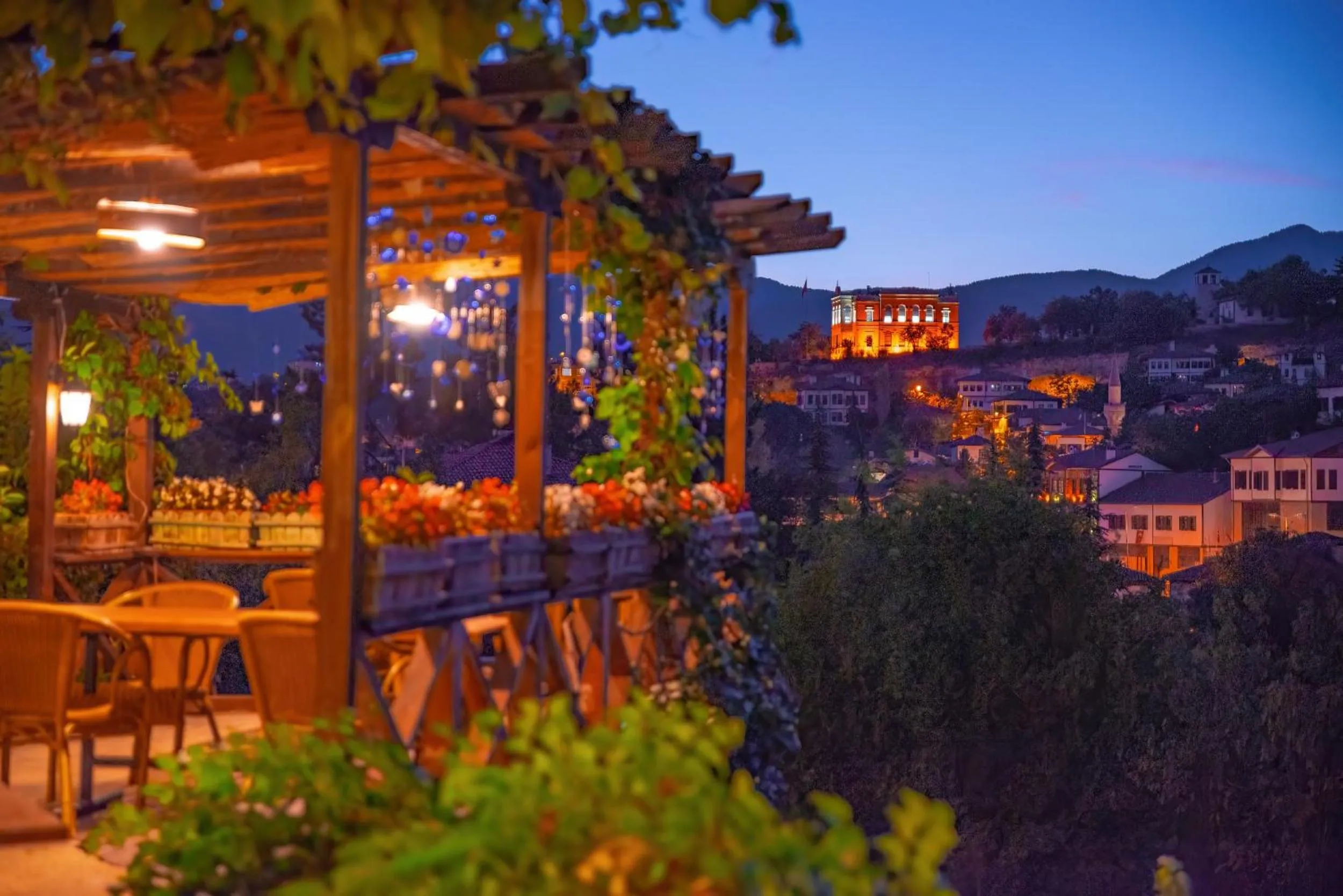 Garden in Cesmeli Konak Corner