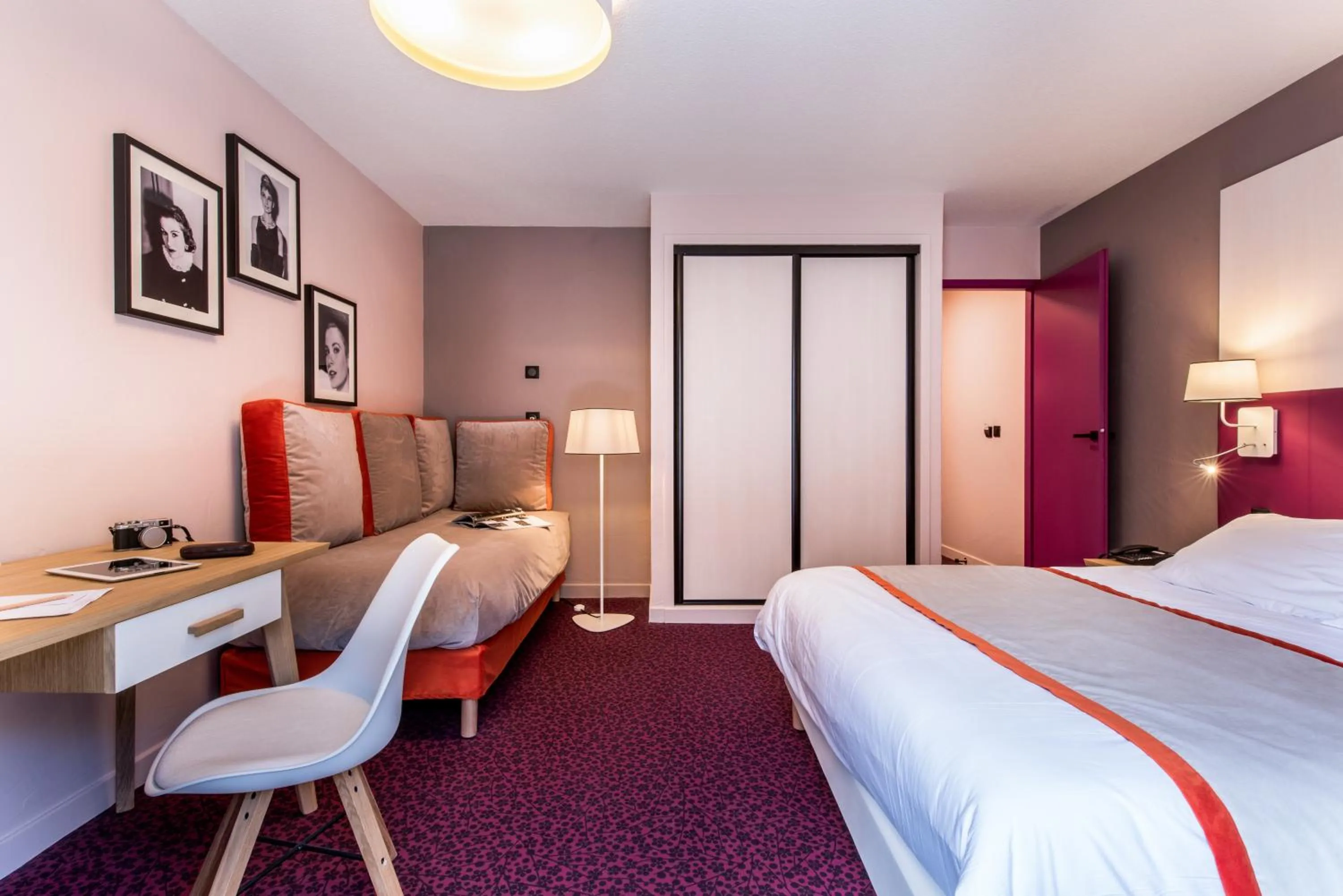 Bedroom, Bed in La Vanoise 1825