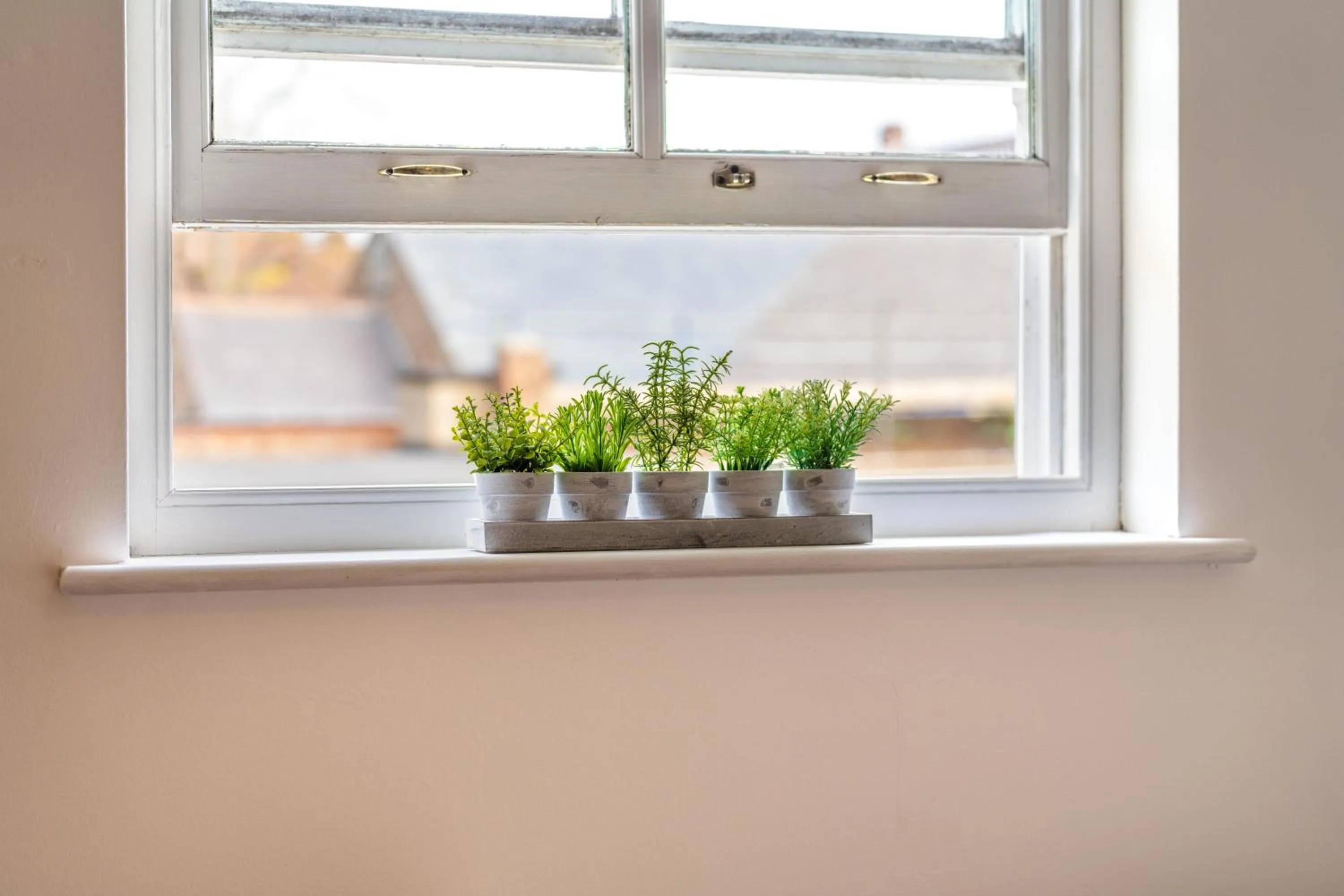 Bedroom in 2BR Apartment Near Stansted Airport & Bishop Stortford