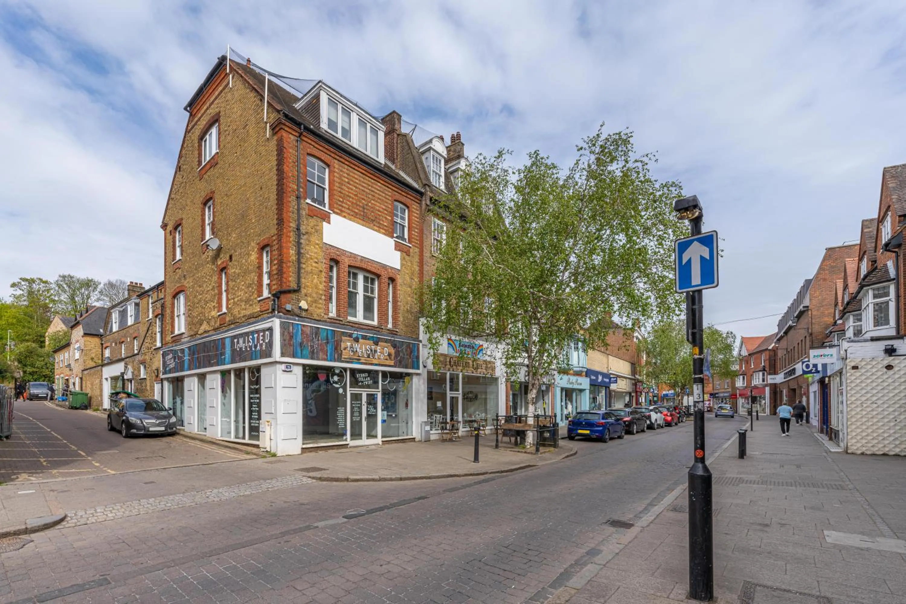 Property building in 2BR Apartment Near Stansted Airport & Bishop Stortford