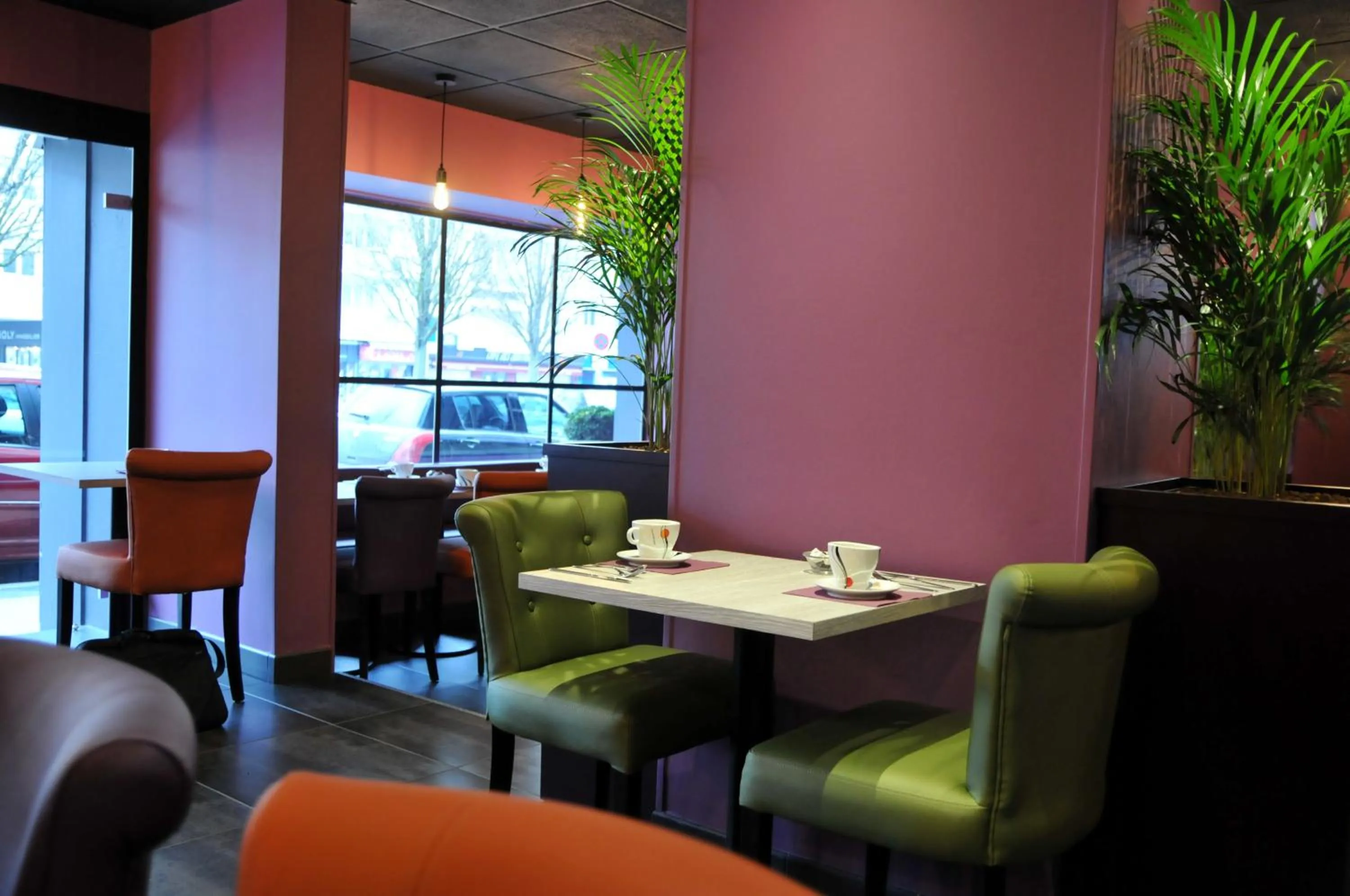 Breakfast in Hôtel Des Quatrans