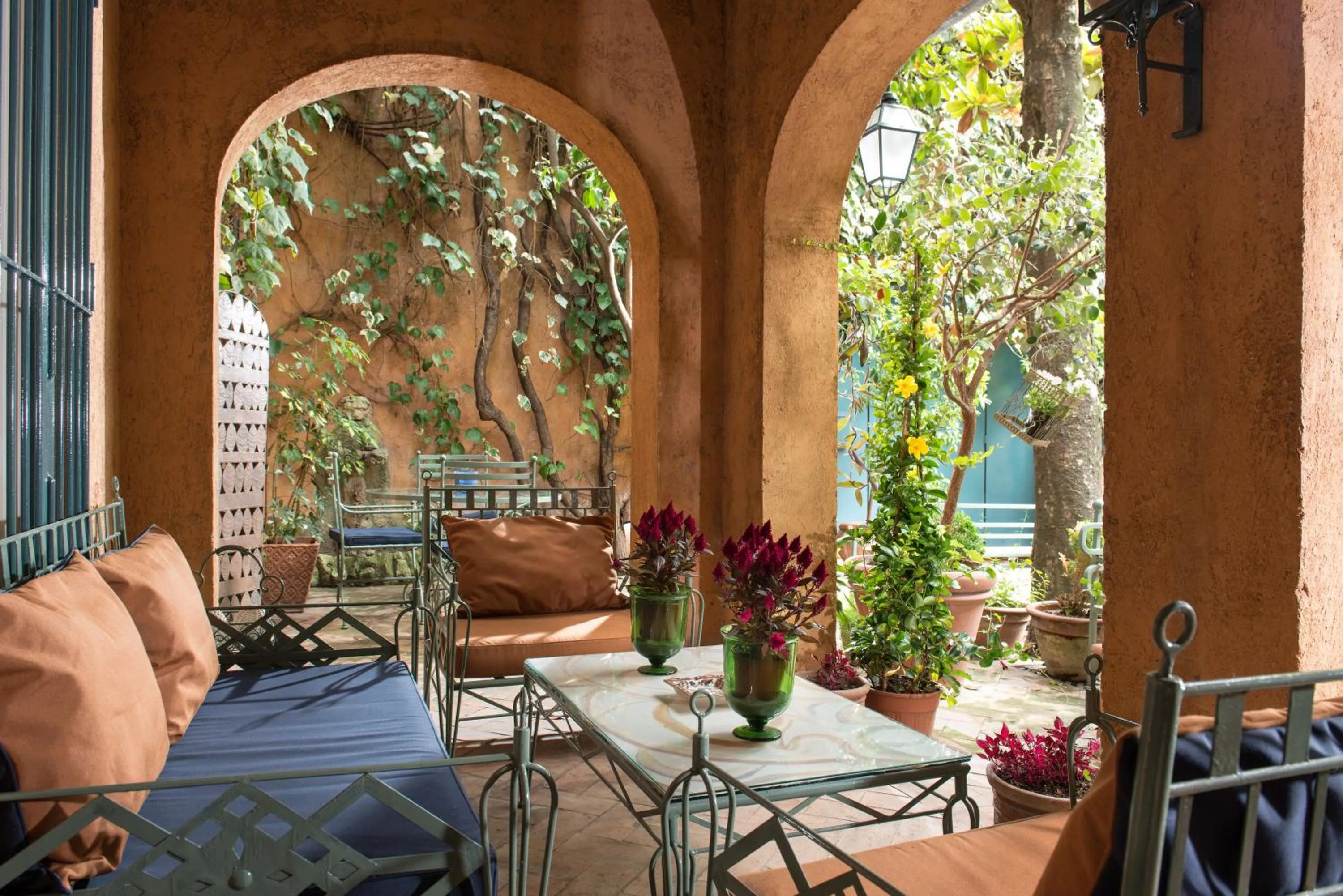 Facade/entrance in Buonanotte Garibaldi