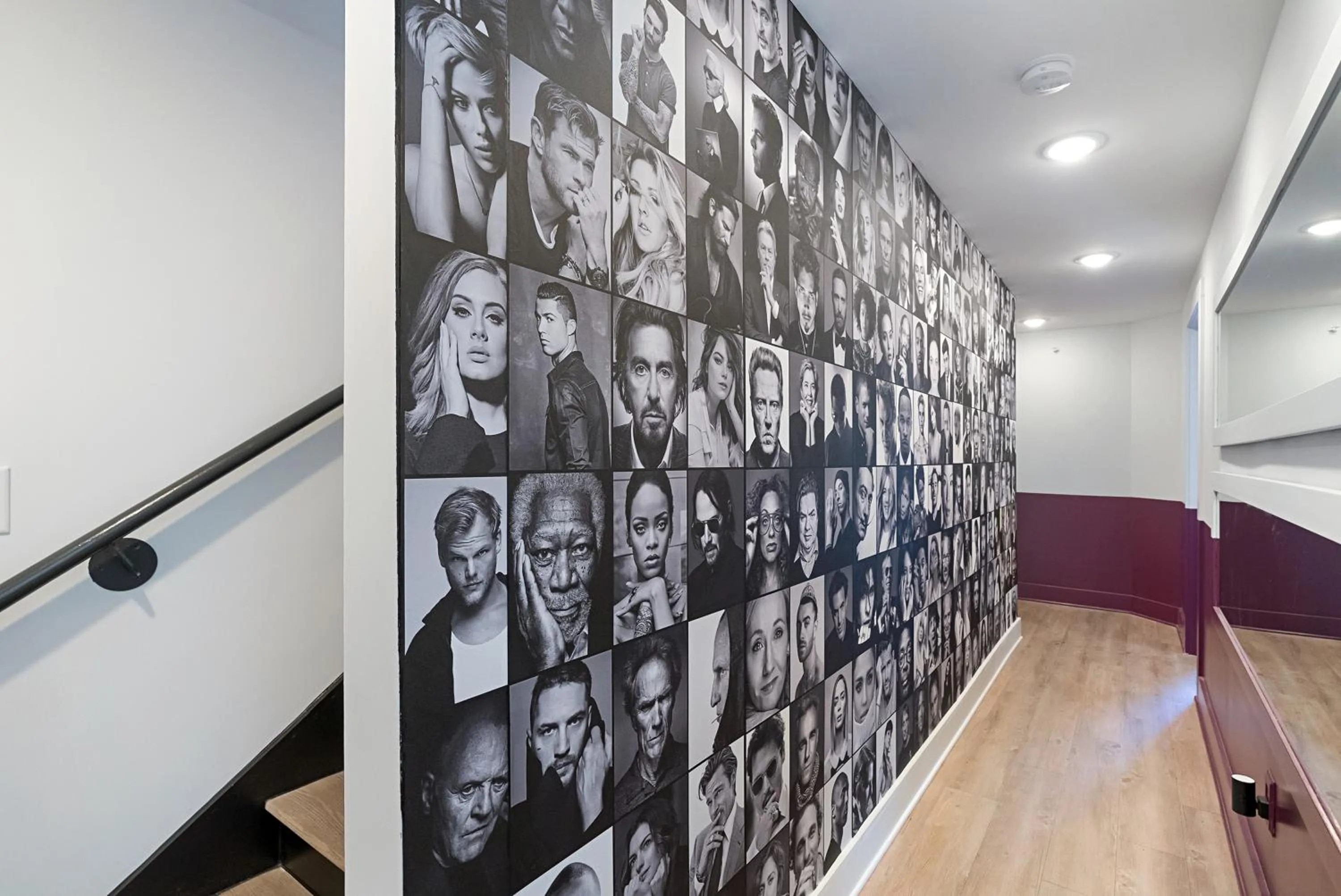 Decorative detail in Sonder The High Note