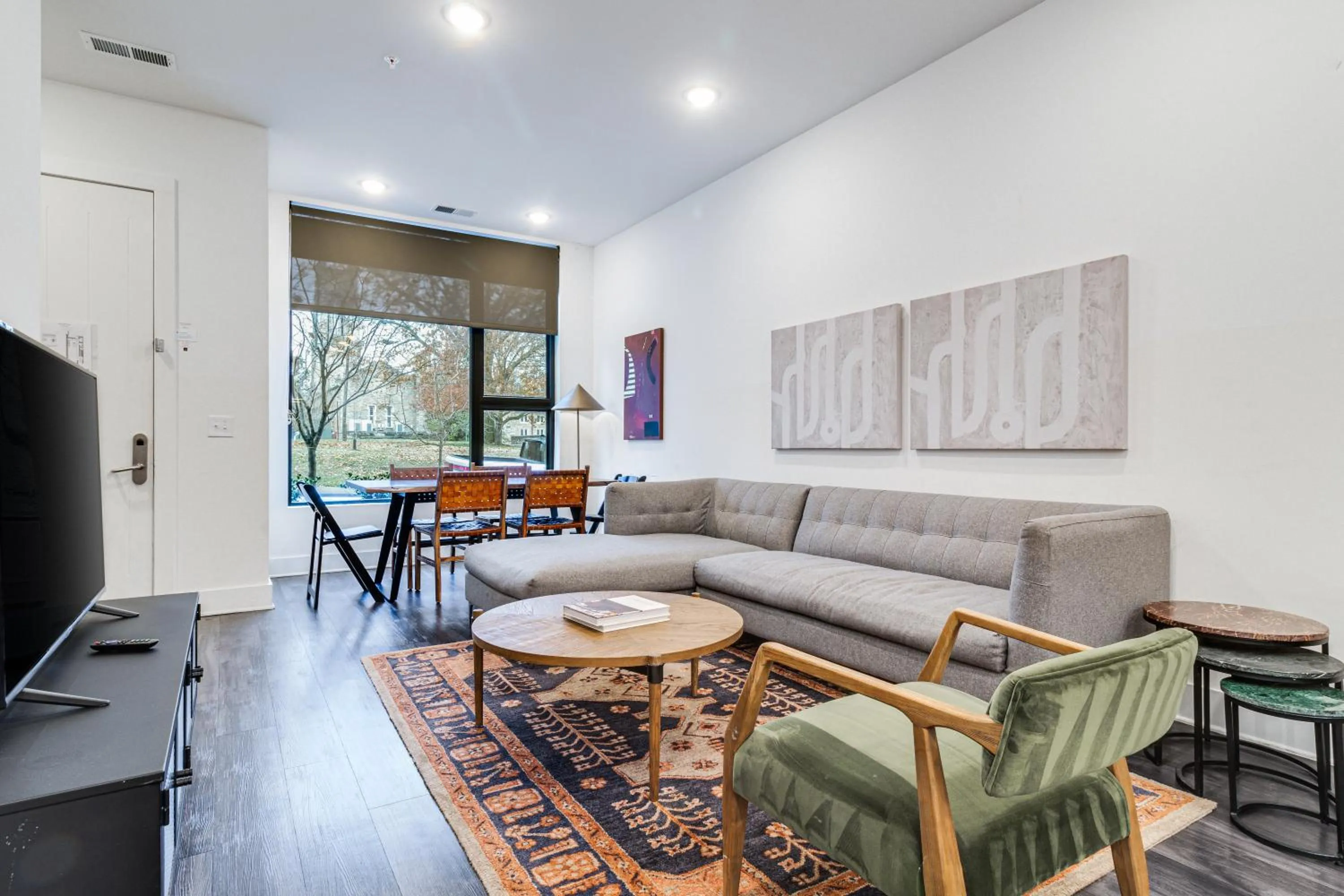 Library in Sonder The High Note