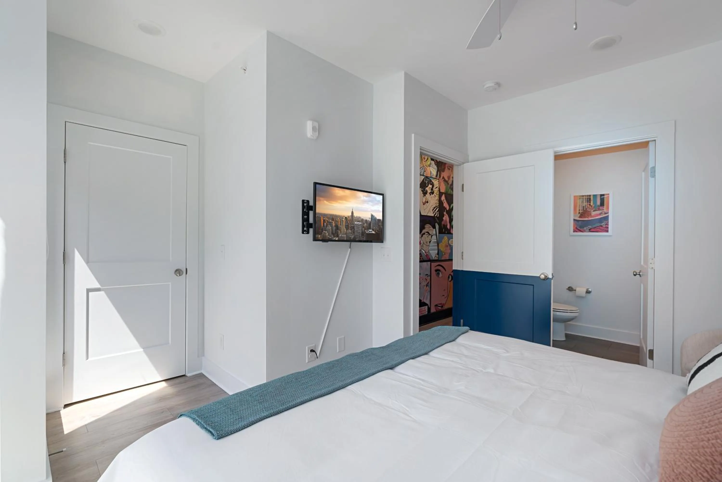 Bed in Sonder The High Note