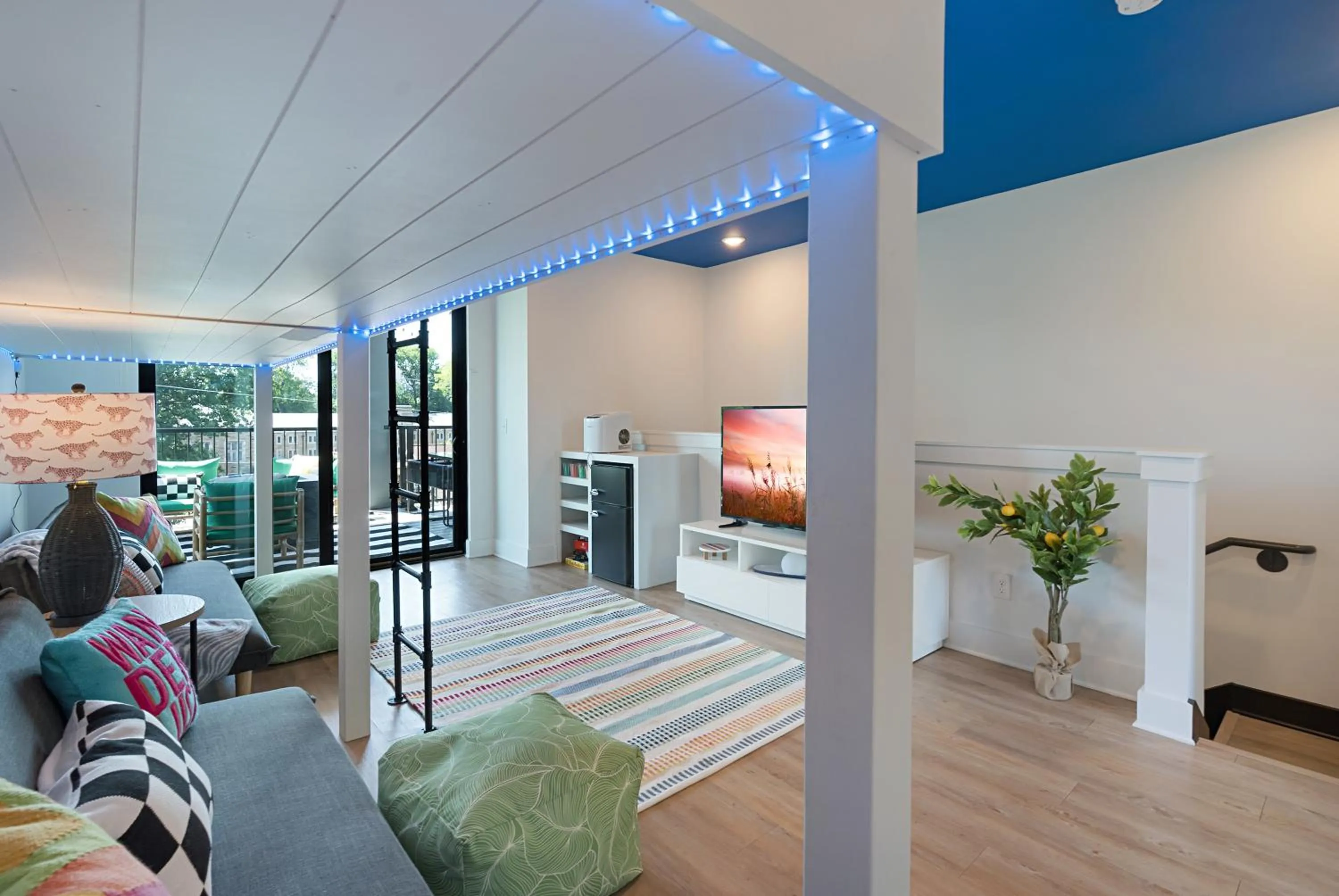 Bed in Sonder The High Note