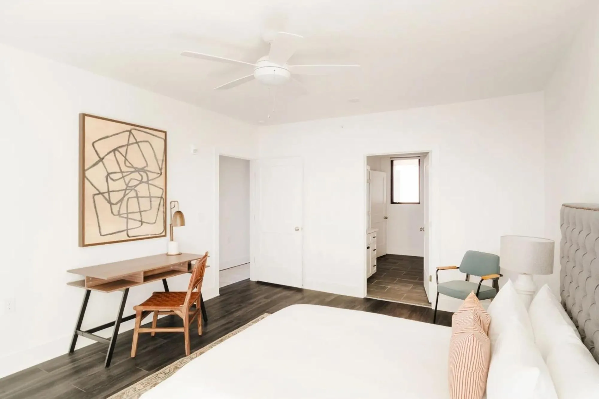 Other, Bed in The Grove 4 by AvantStay Ideal Music Location