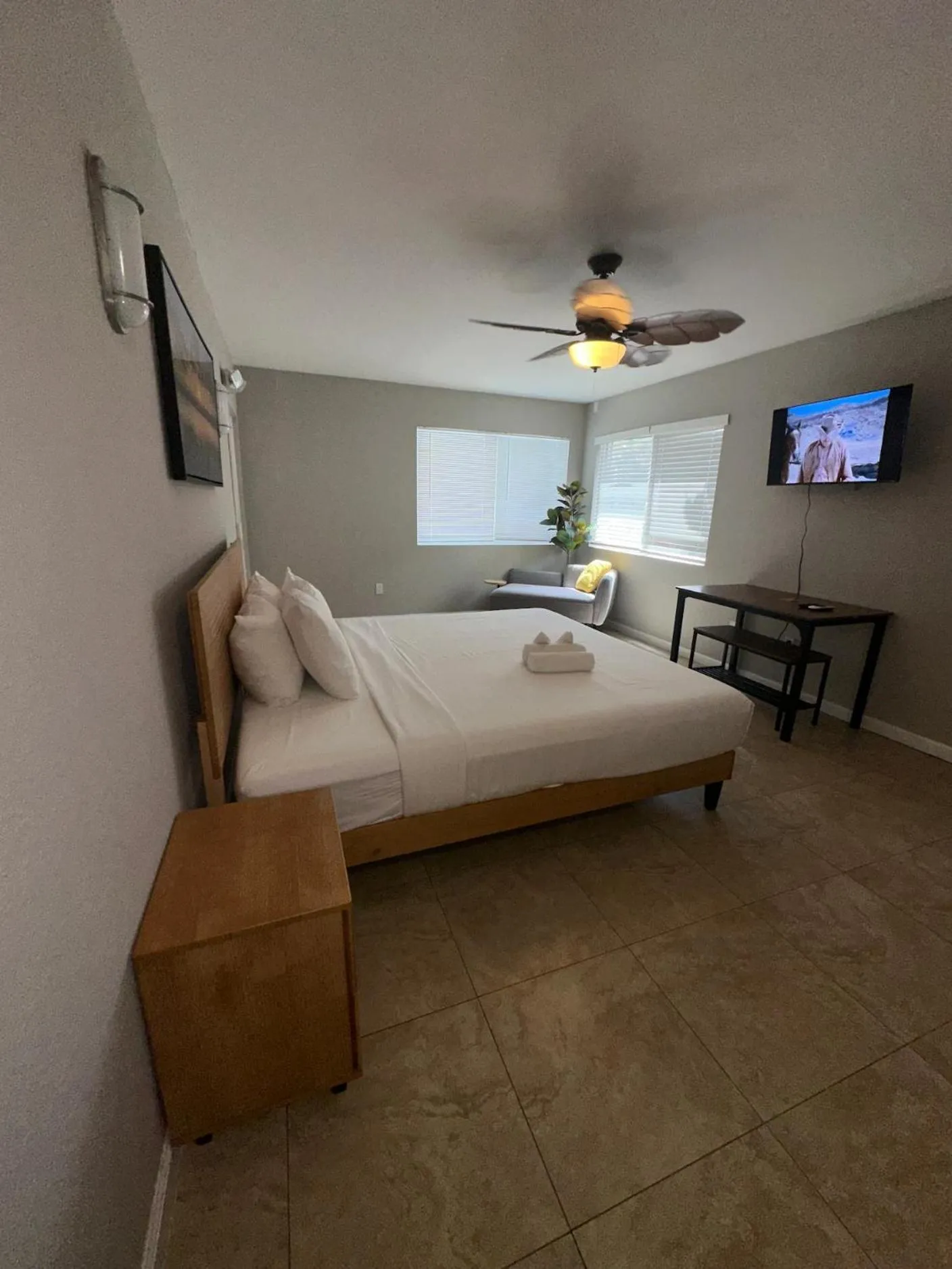 Bed in Surf & Sand Seaside