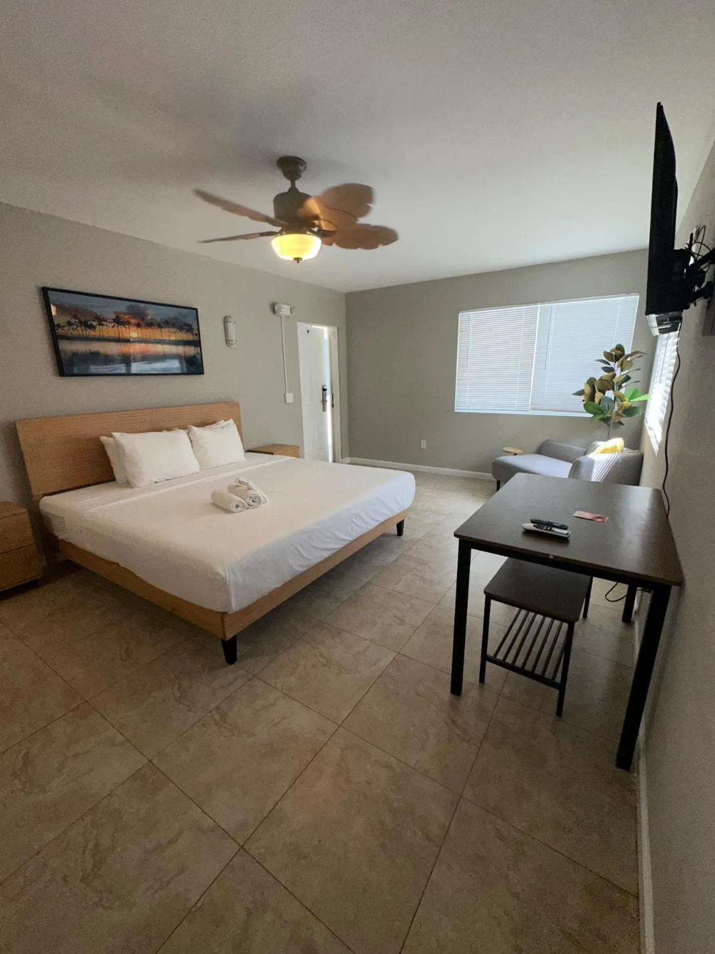 Bed in Surf & Sand Seaside