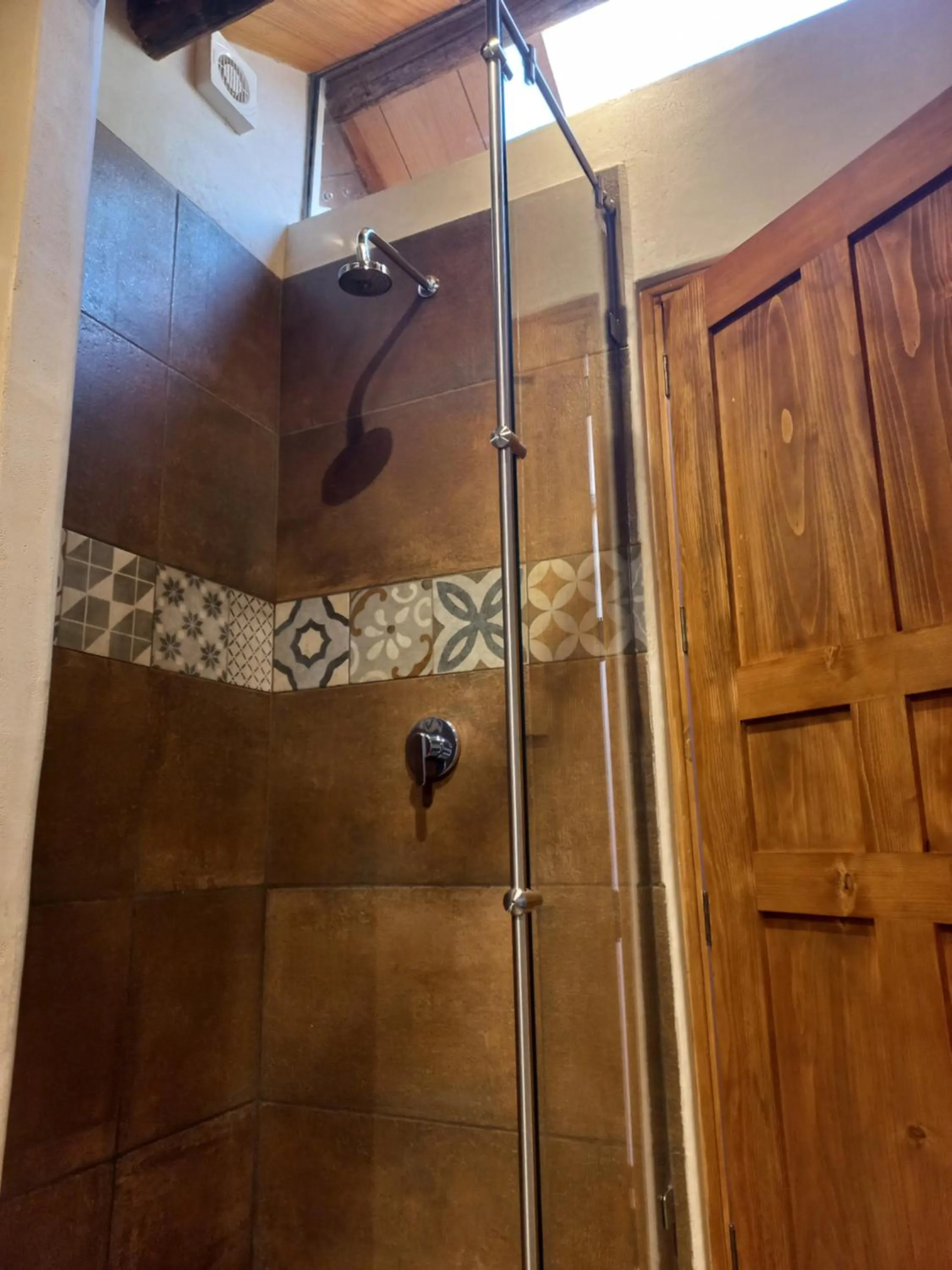 Bathroom in Hotel Junvay