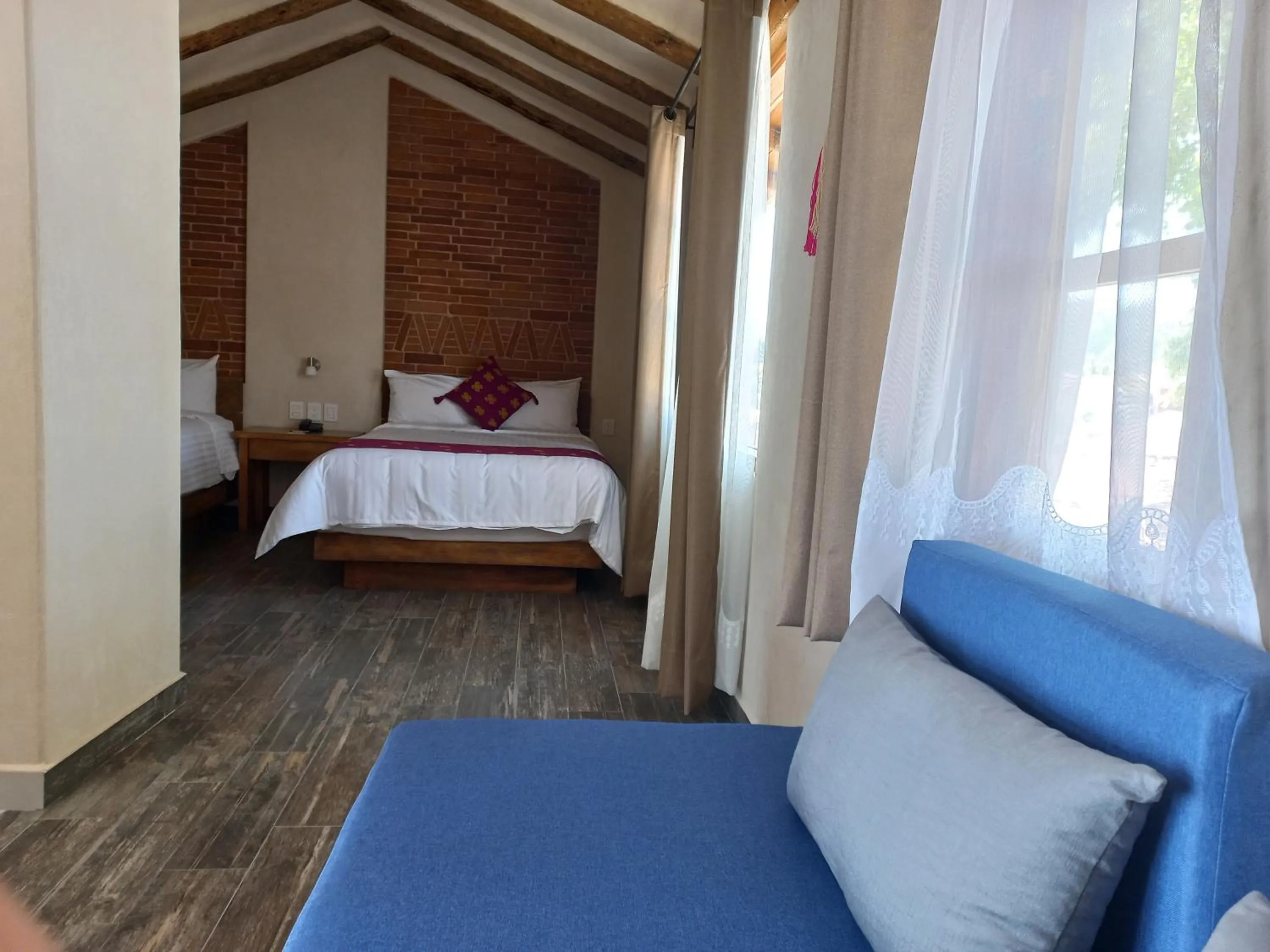 View (from property/room), Bed in Hotel Junvay