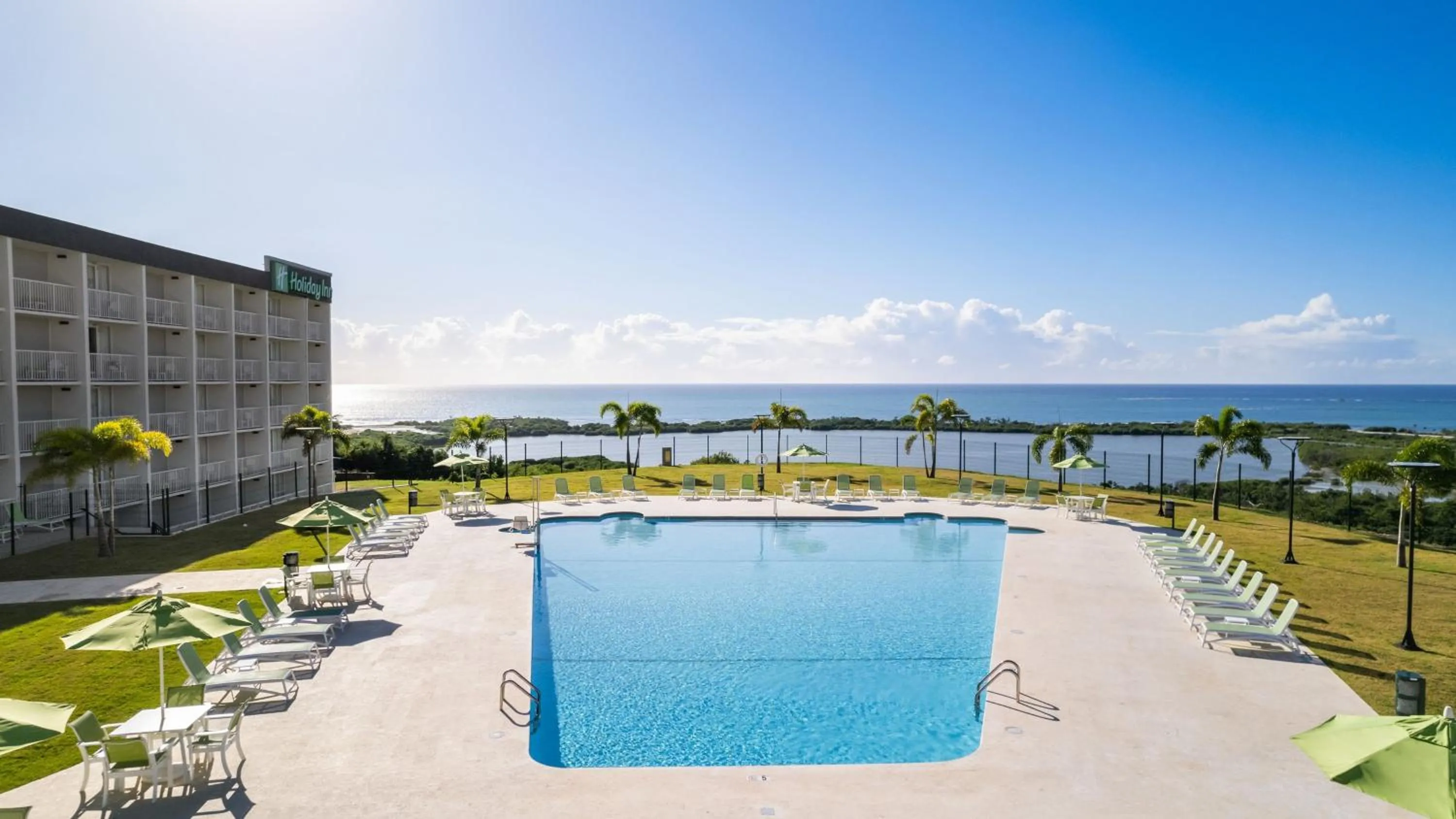 Swimming pool in Holiday Inn Ponce & El Tropical Casino by IHG