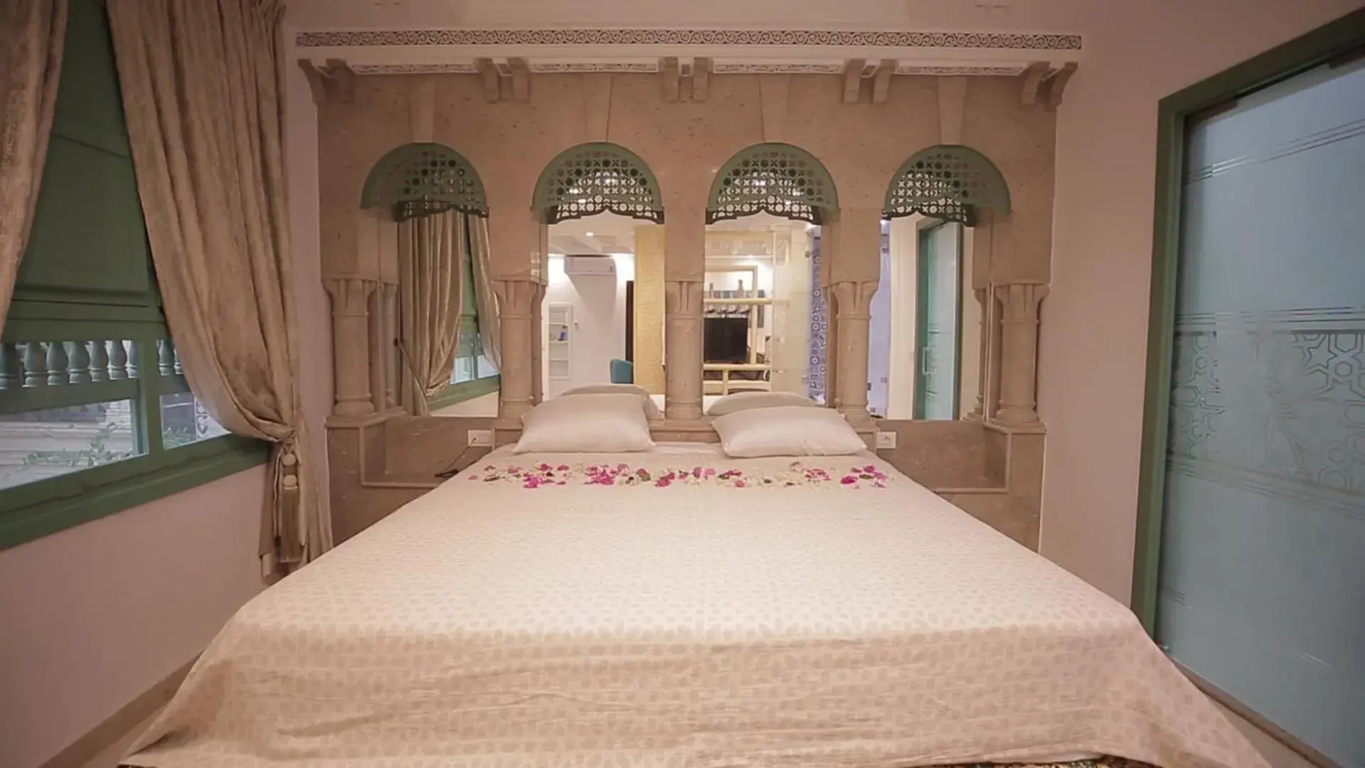 Deluxe Family Suite - single occupancy in Dar Hammamet Guest House & Hammam Deluxe Family Suite - single occupancy in Dar Hammamet Guest House & Hammam