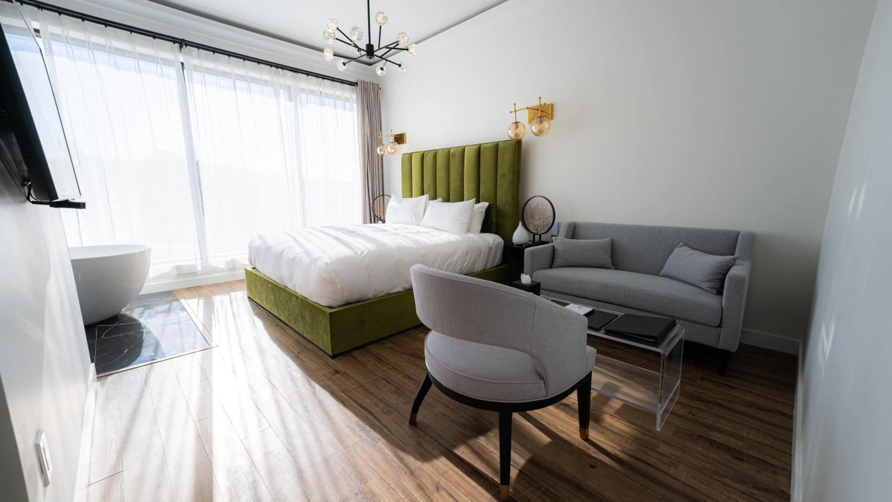 Bedroom in Mount Alverno Luxury Resorts