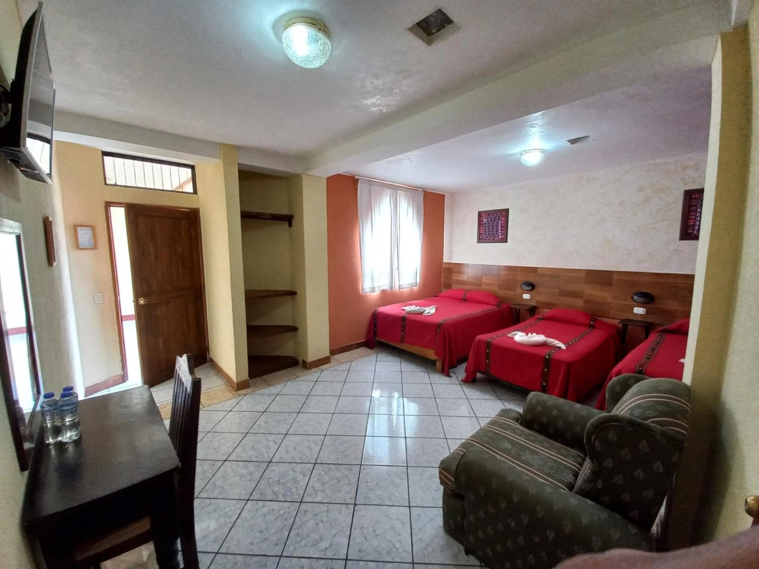 Family, Bed in Hotel Nakbé Atitlán