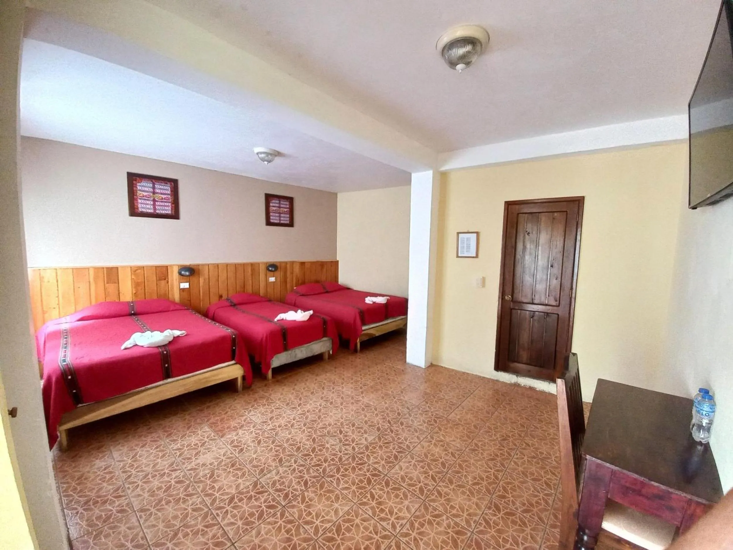 Photo of the whole room, Bed in Hotel Nakbé Atitlán