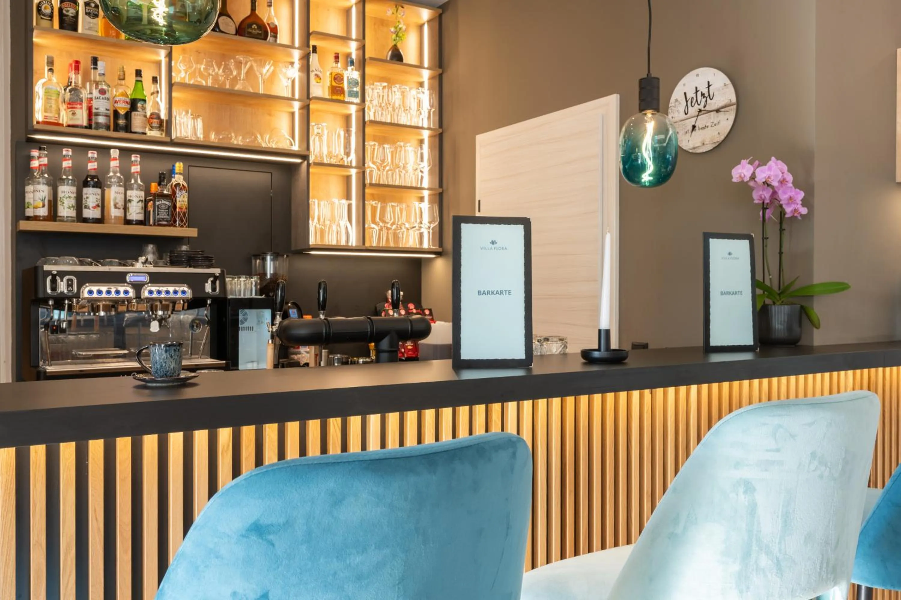 Restaurant/places to eat in Hotel Villa Flora