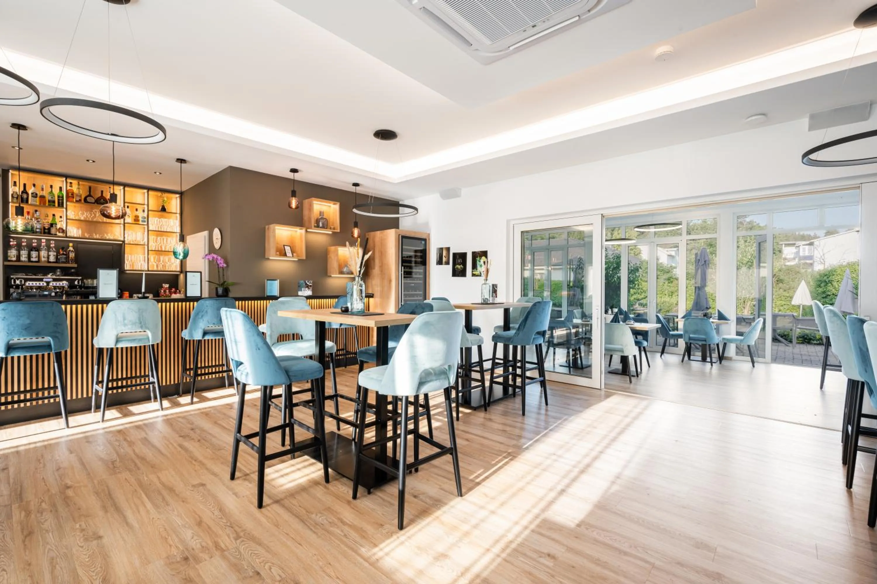 Restaurant/places to eat in Hotel Villa Flora