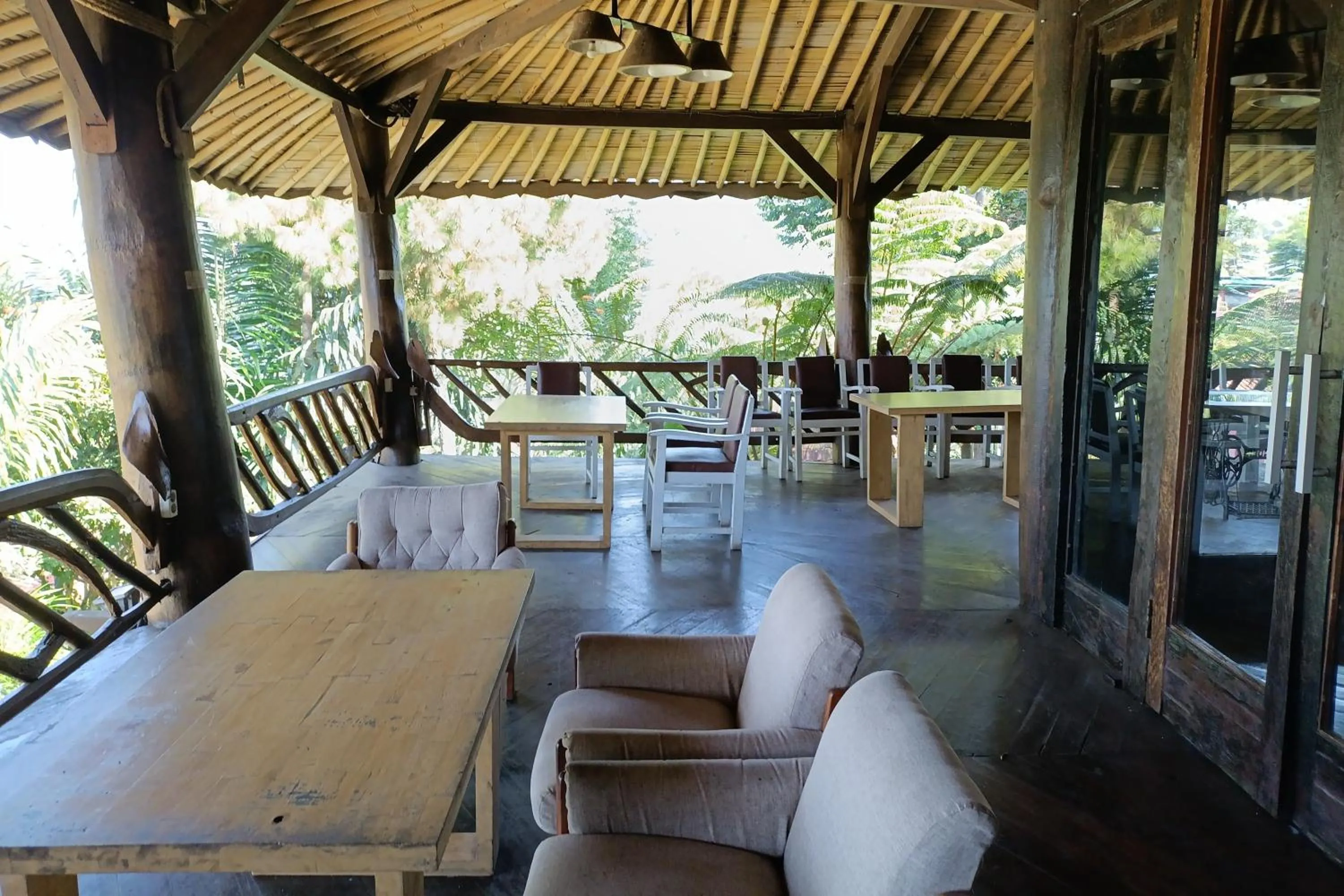 Restaurant/places to eat in Mendulang by Belza