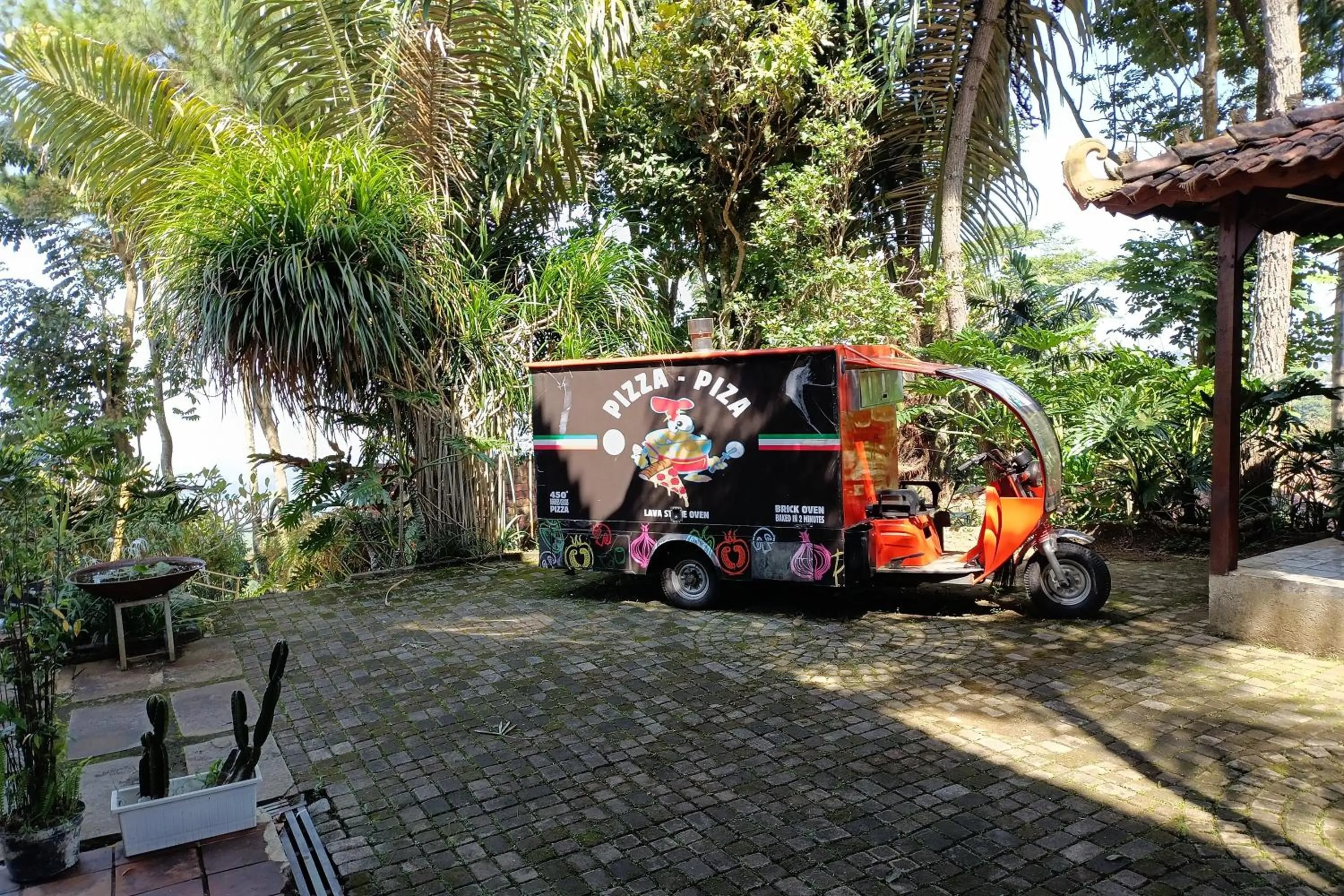 Garden in Mendulang by Belza