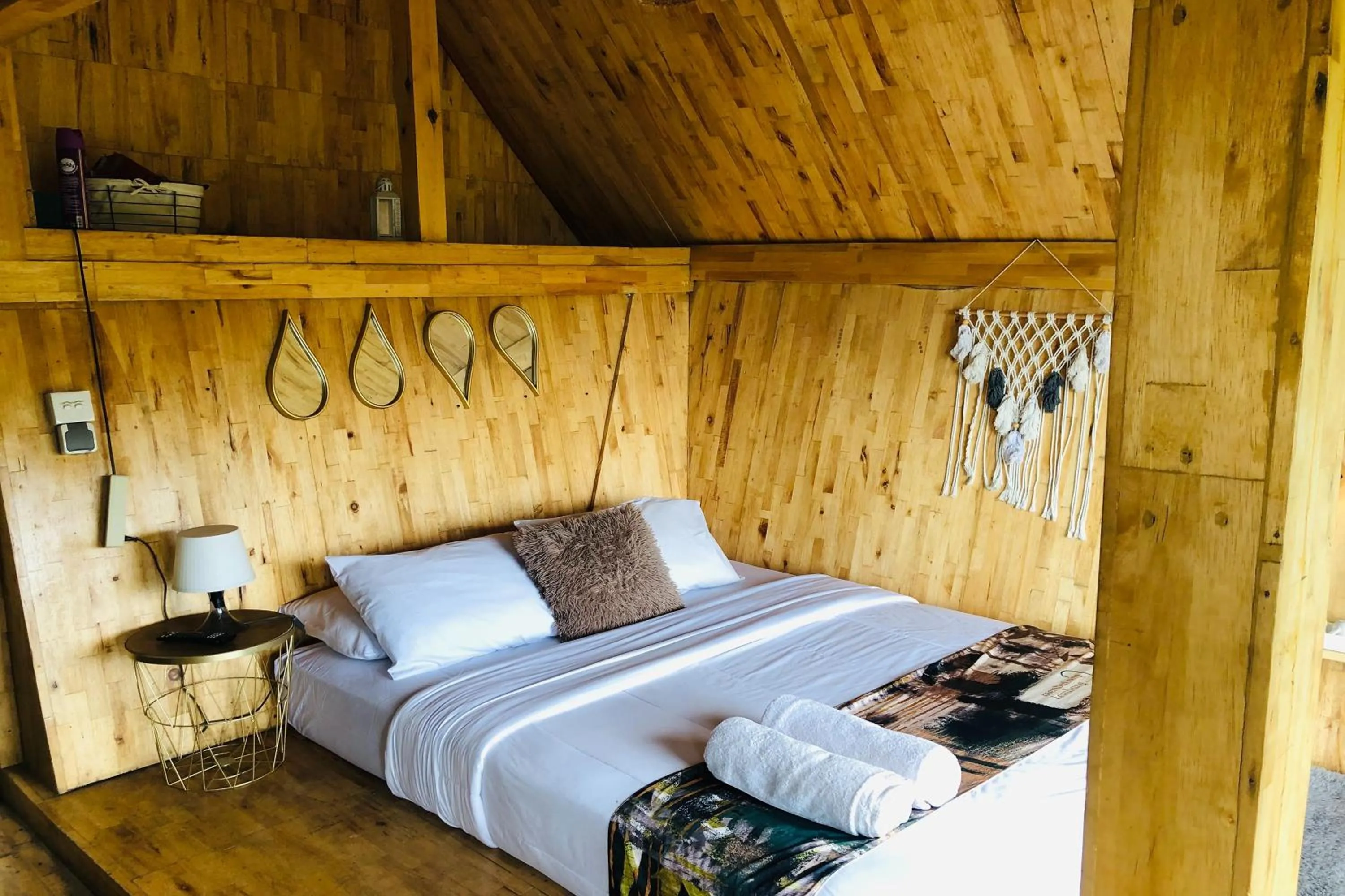 Bed in Mendulang by Belza