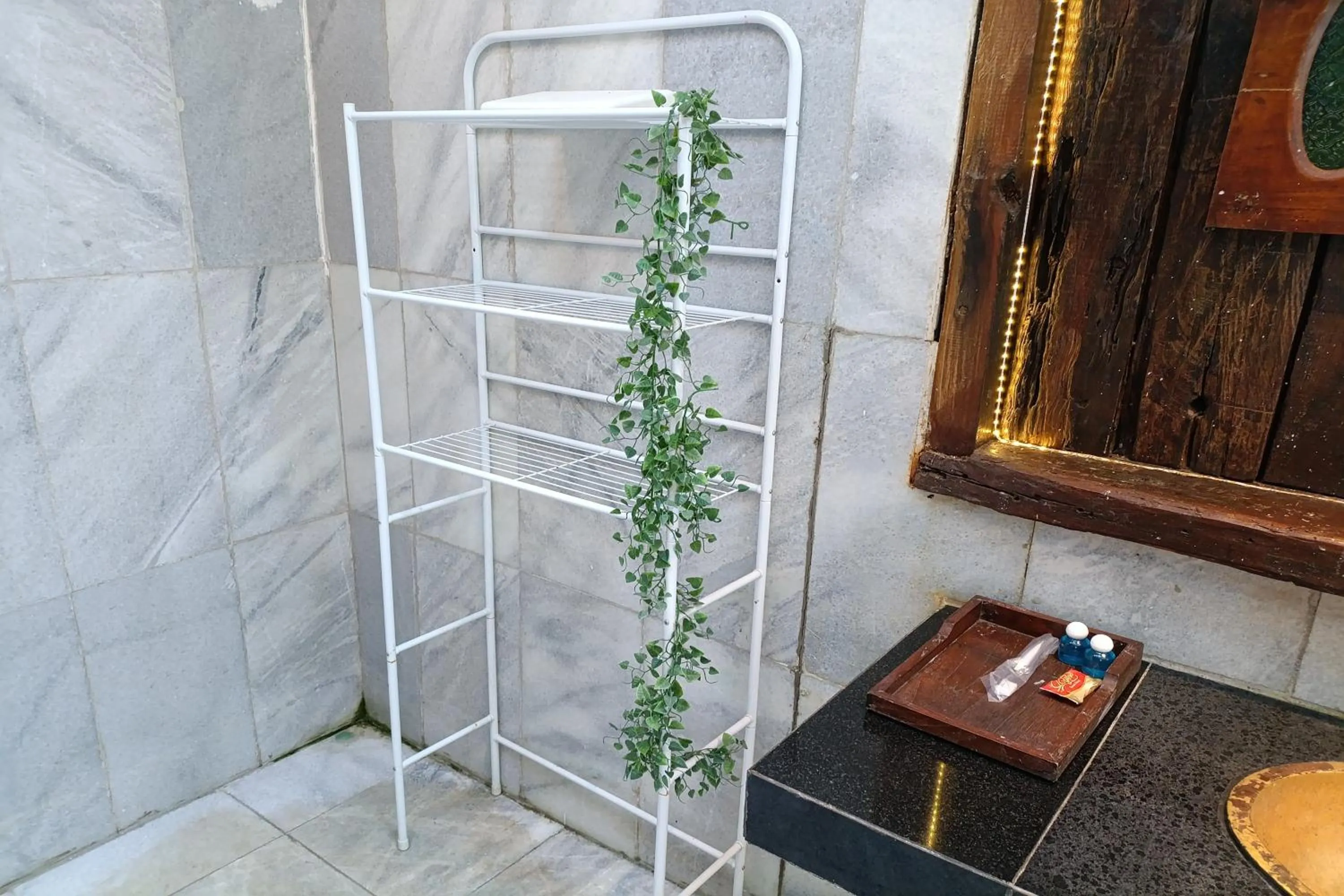 Bathroom in Mendulang by Belza