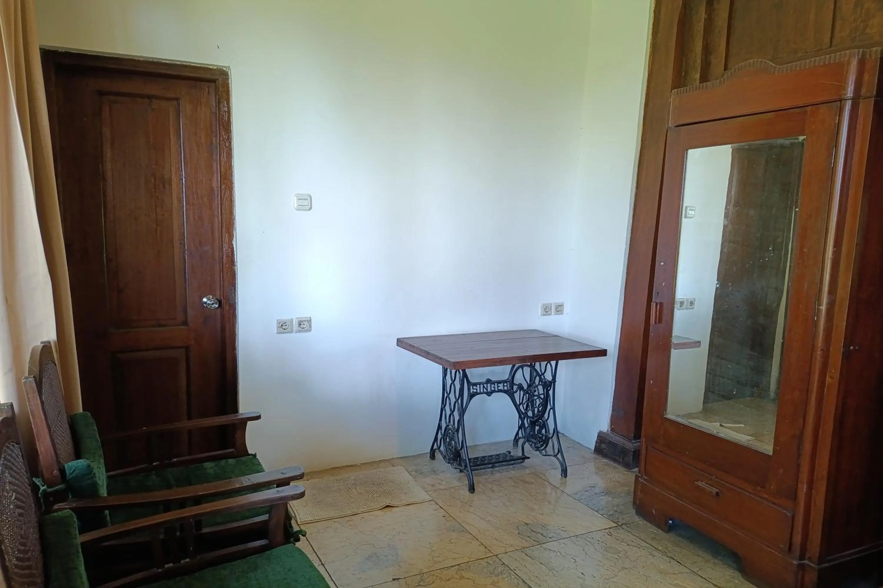 Bedroom in Mendulang by Belza