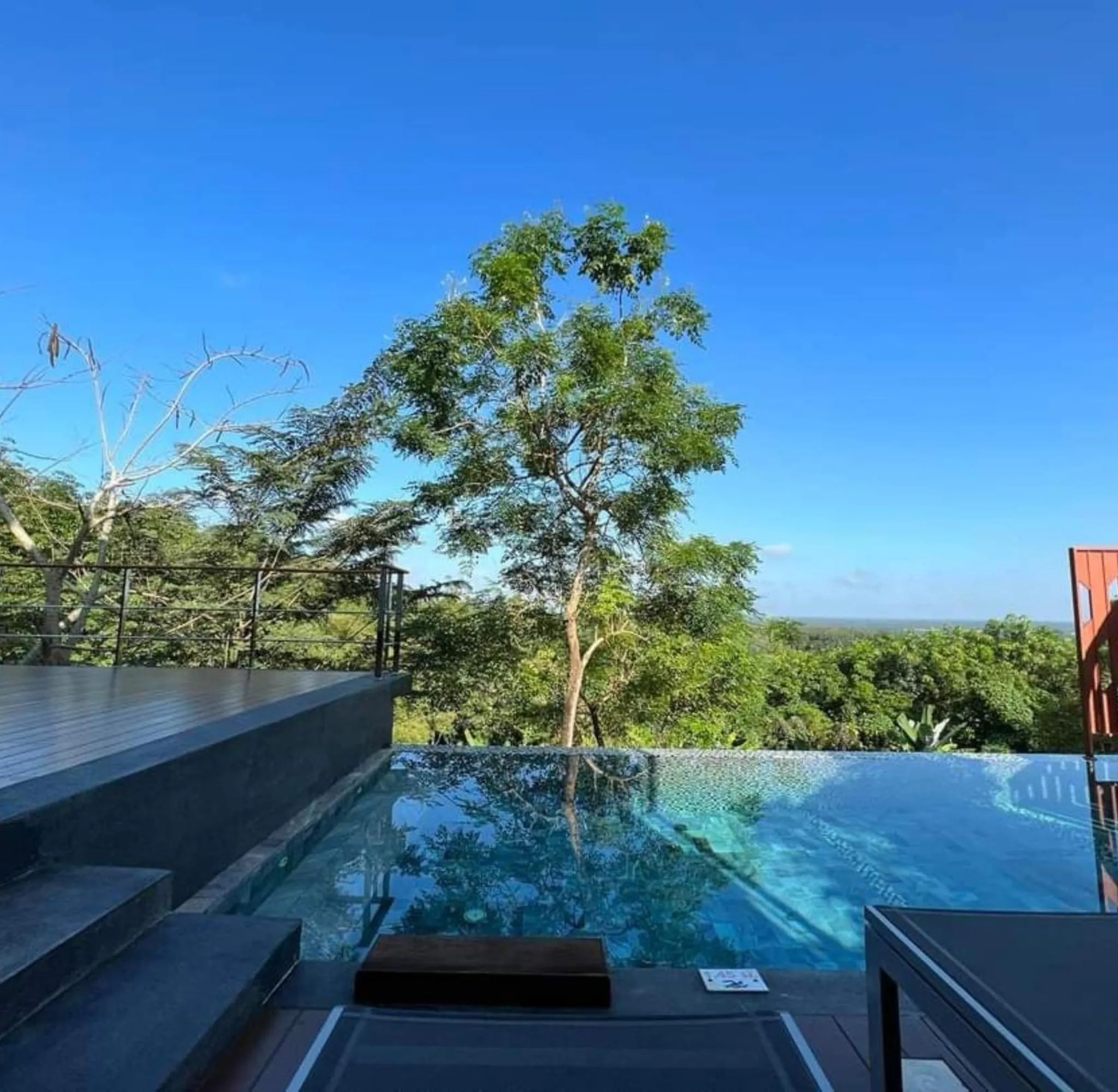 Swimming pool in Sky View Luxury Pool Villa - SHA