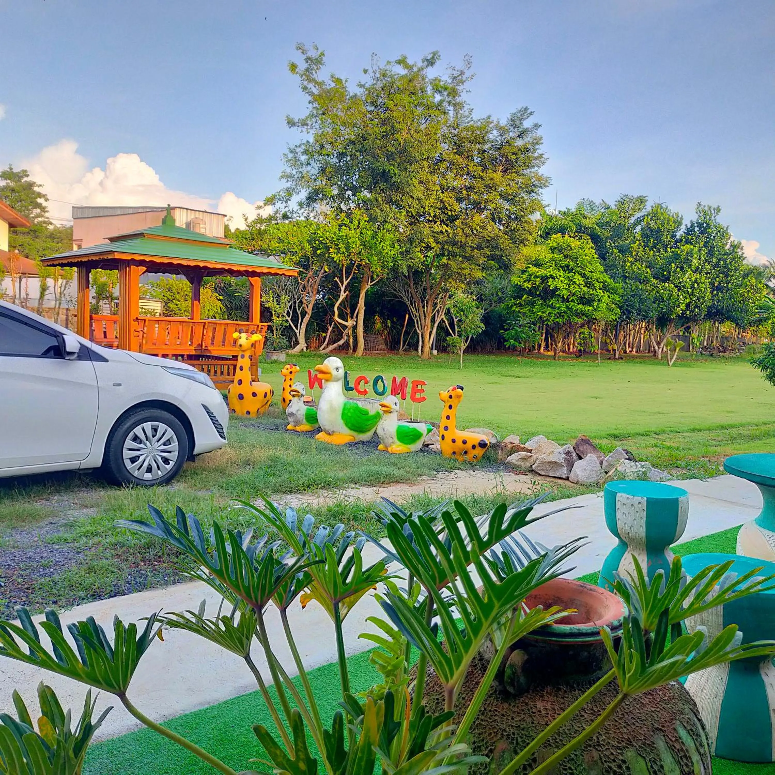 Parking in Davy Cottage Phuket