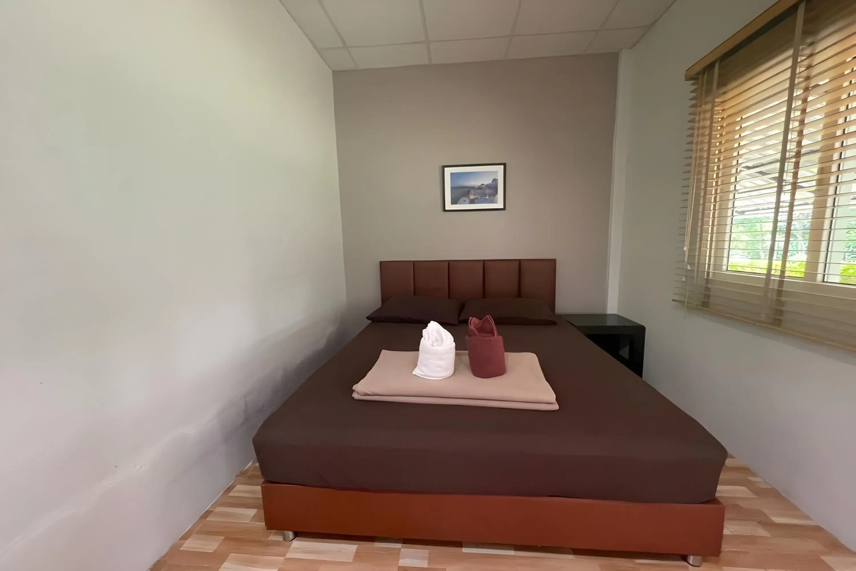 Queen Room with Garden View in Davy Cottage Phuket Queen Room with Garden View in Davy Cottage Phuket