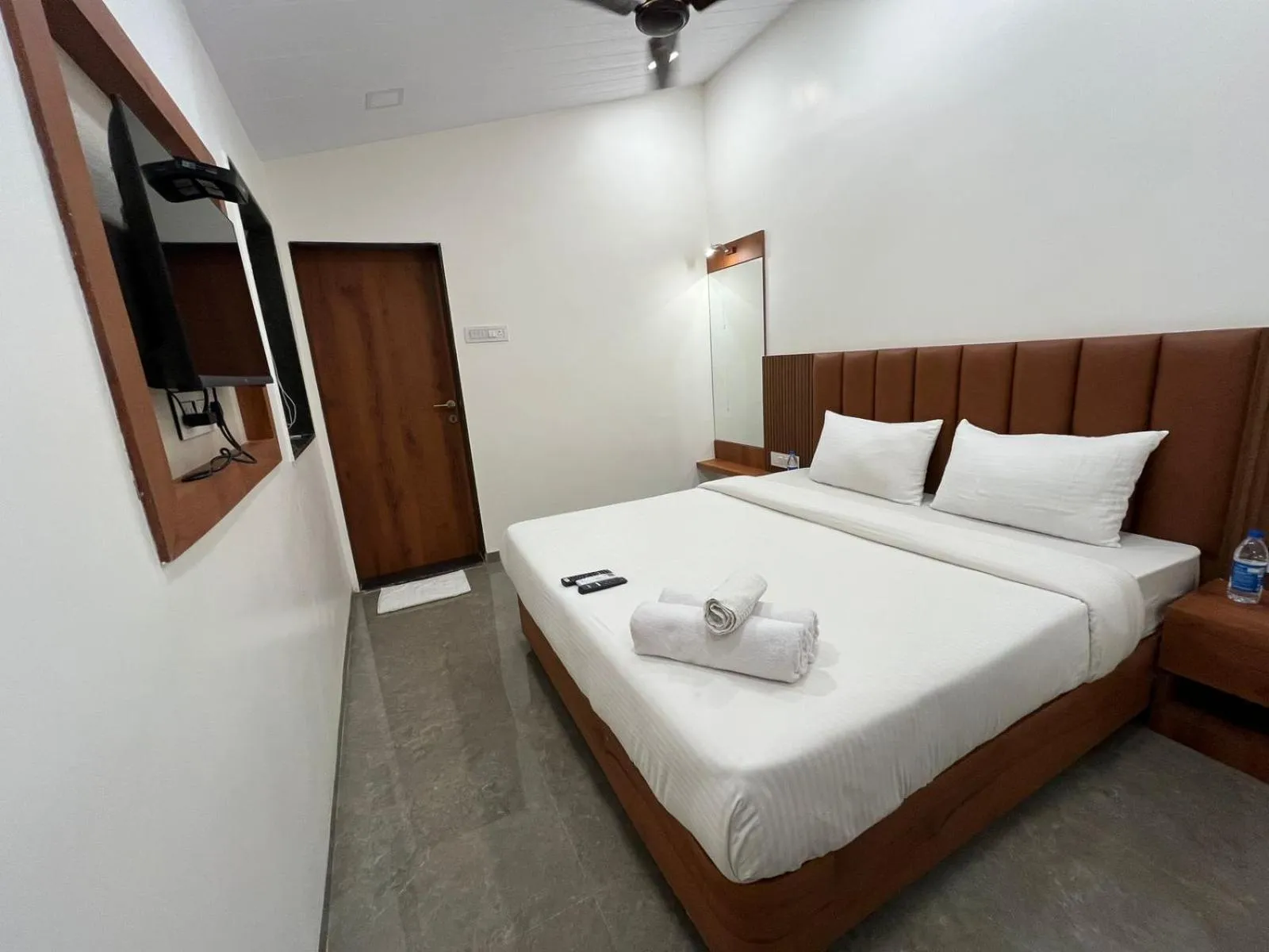 Bedroom, Bed in Khushi Riverside Resort & Spa