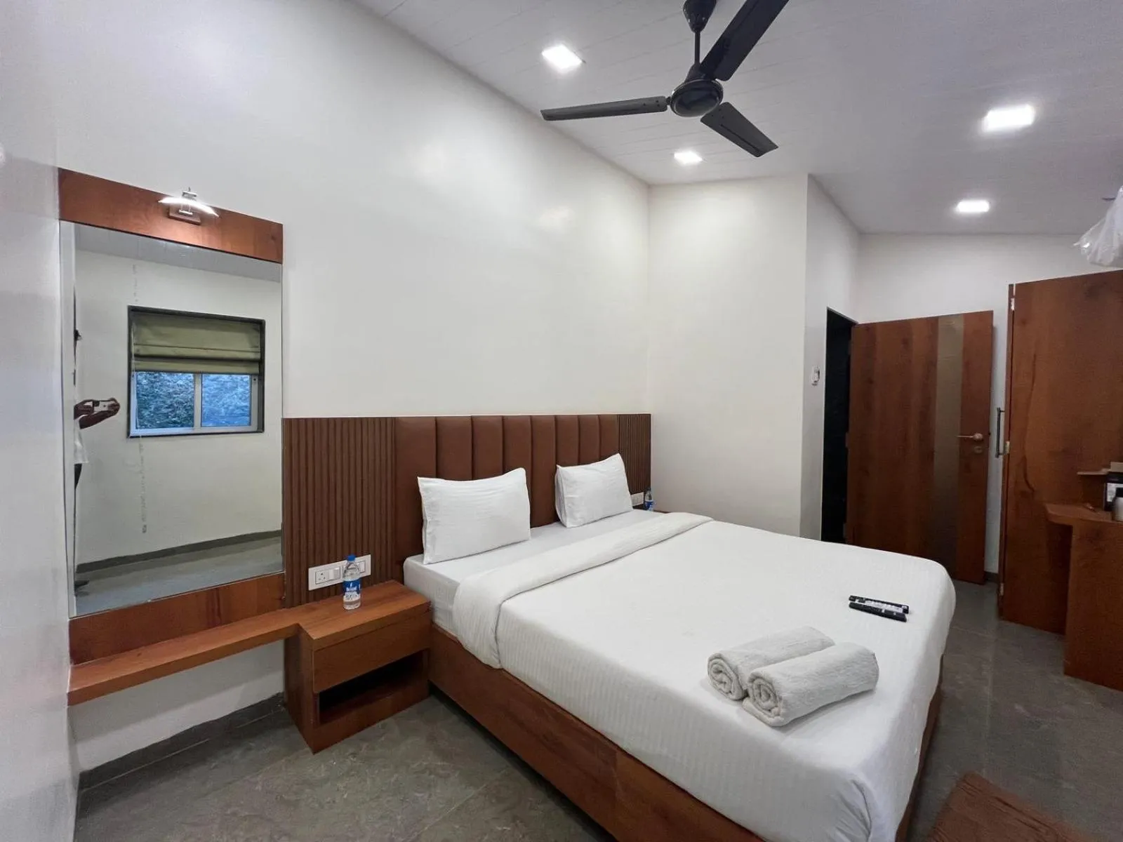 Bed in Khushi Riverside Resort & Spa