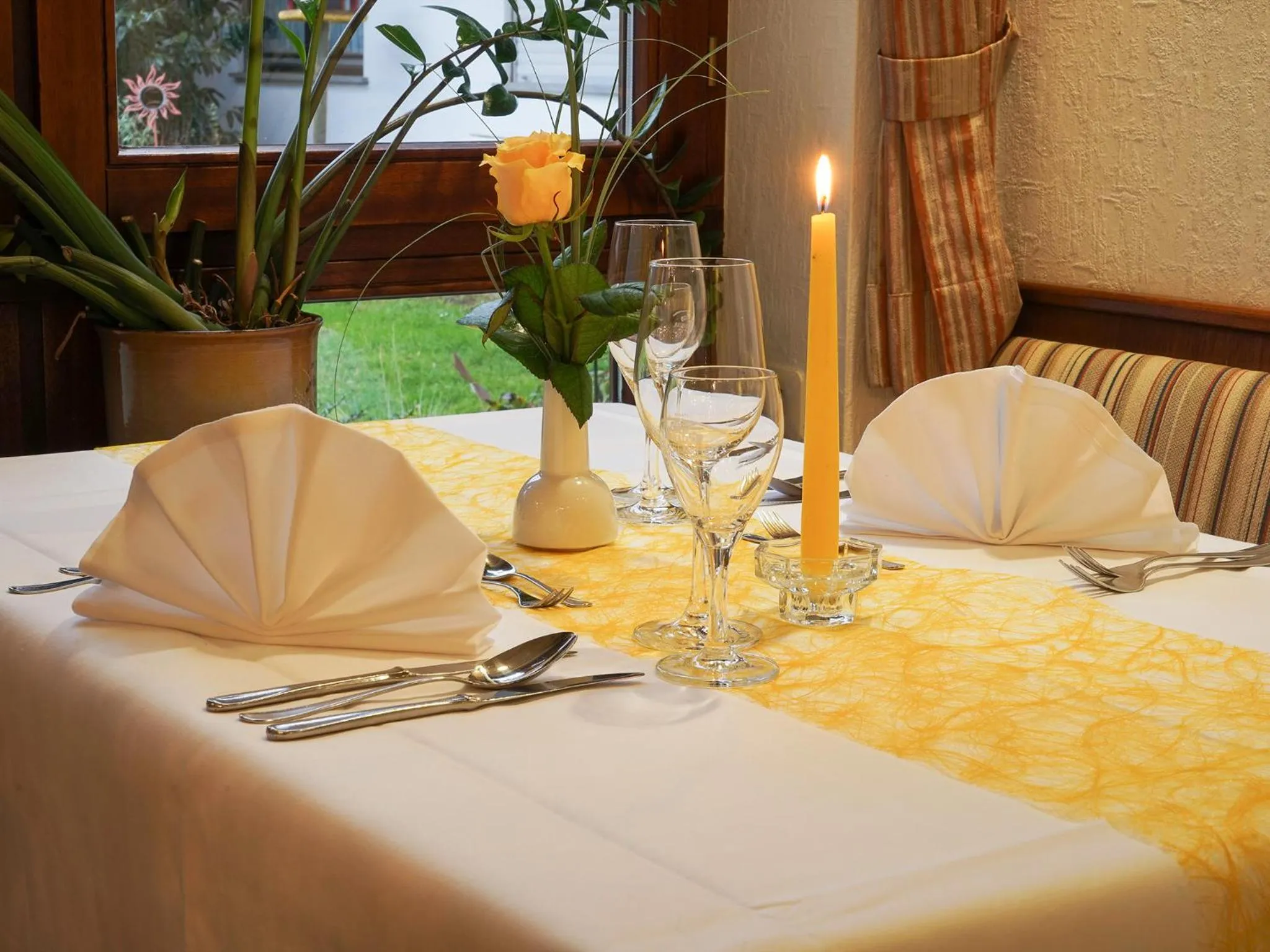 Restaurant/places to eat in Hotel Gasthof zum Biber