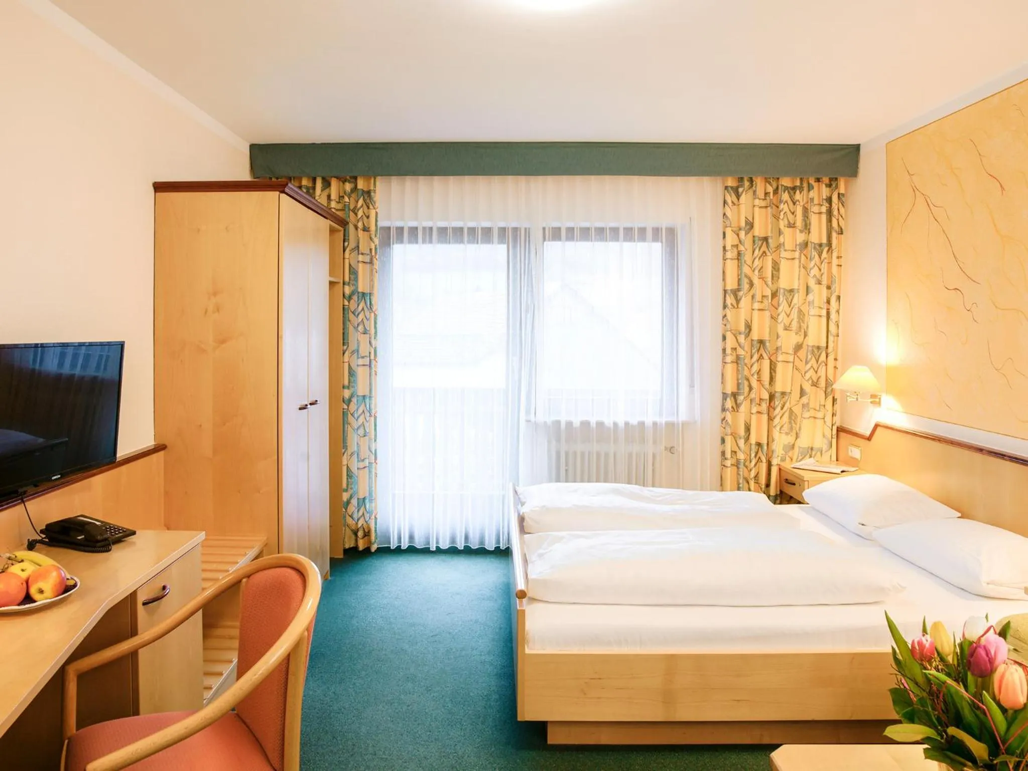 Photo of the whole room, Bed in Hotel Gasthof zum Biber