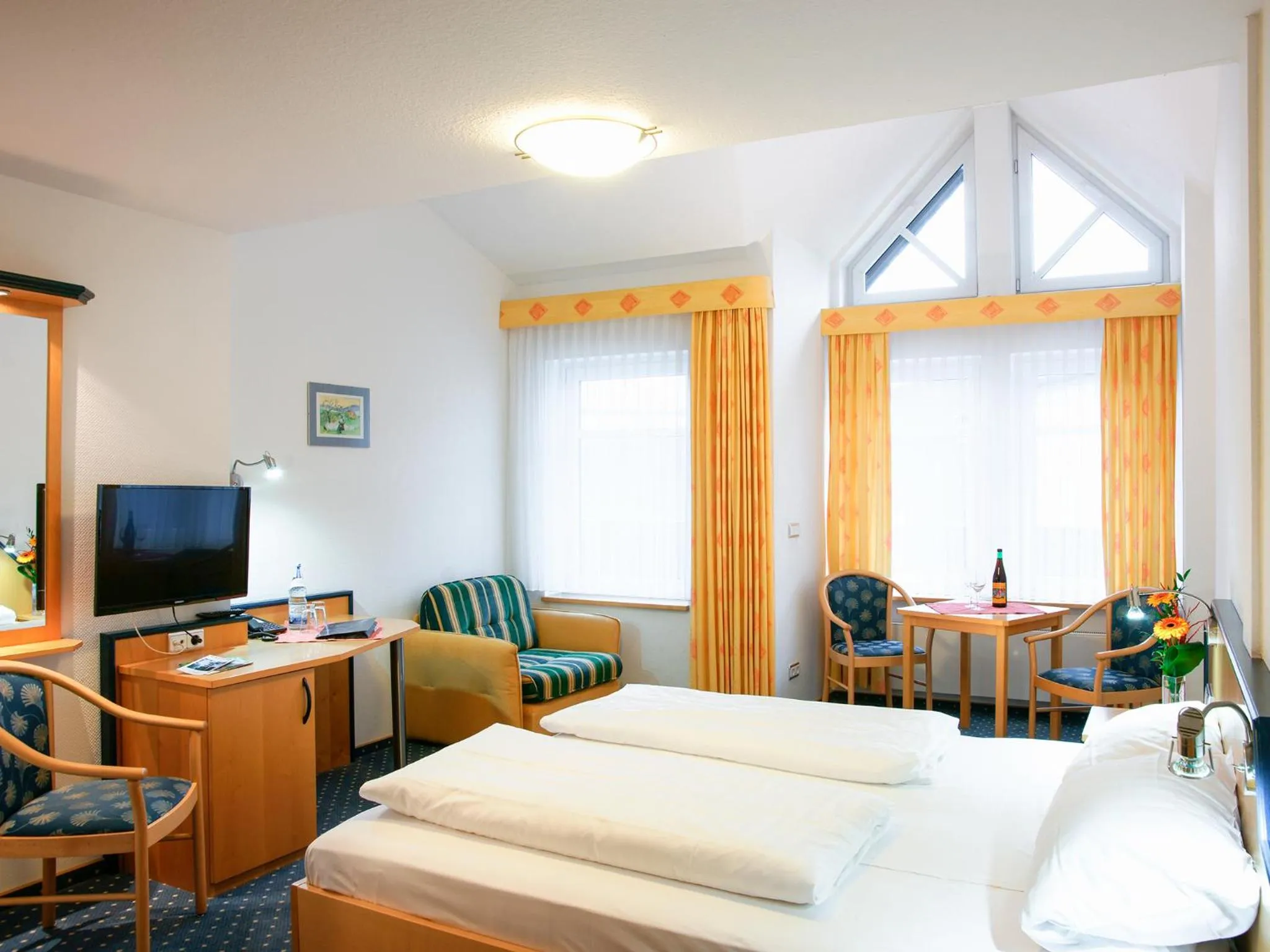 Photo of the whole room, Bed in Hotel Gasthof zum Biber