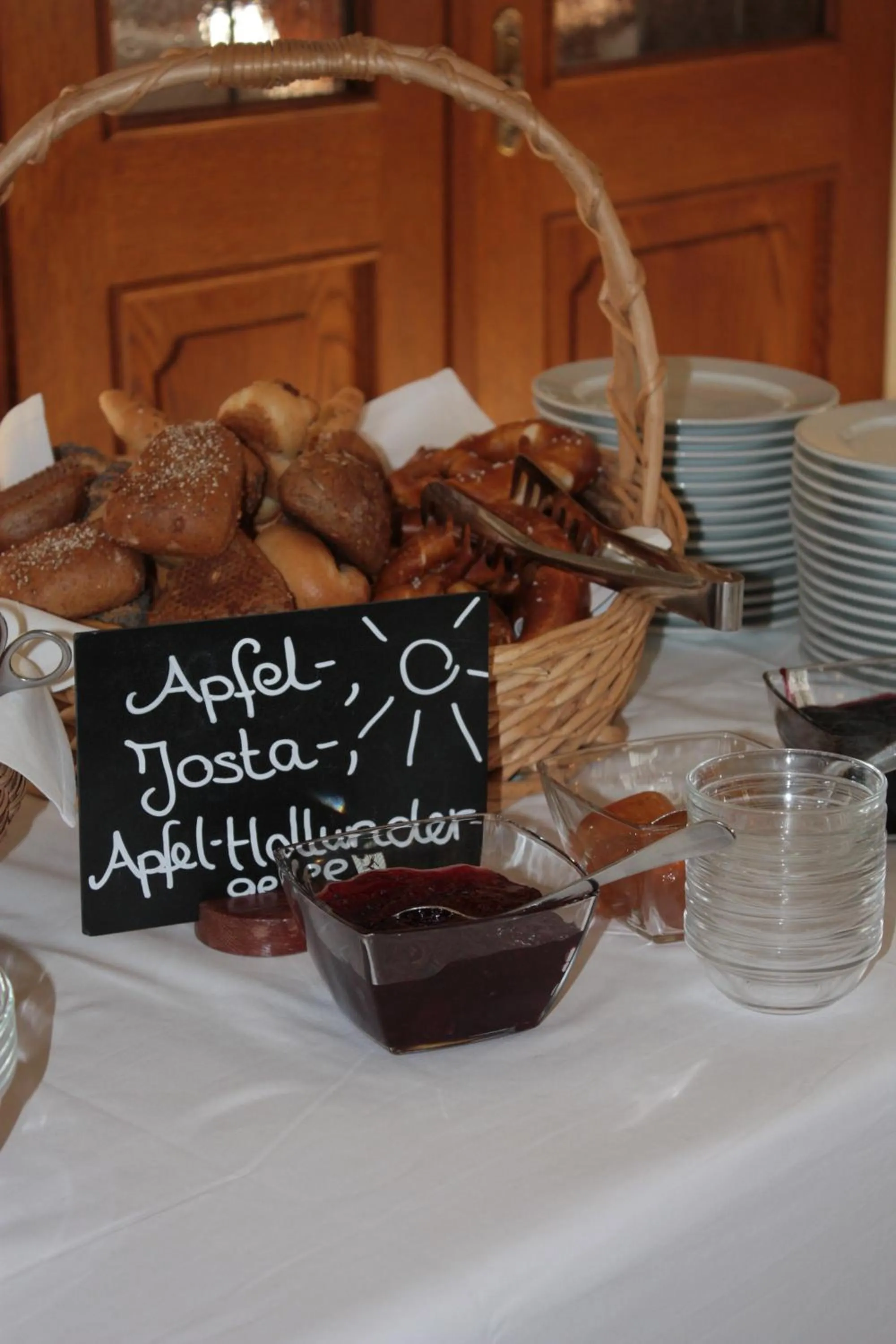 Breakfast in Hotel Gasthof zum Biber