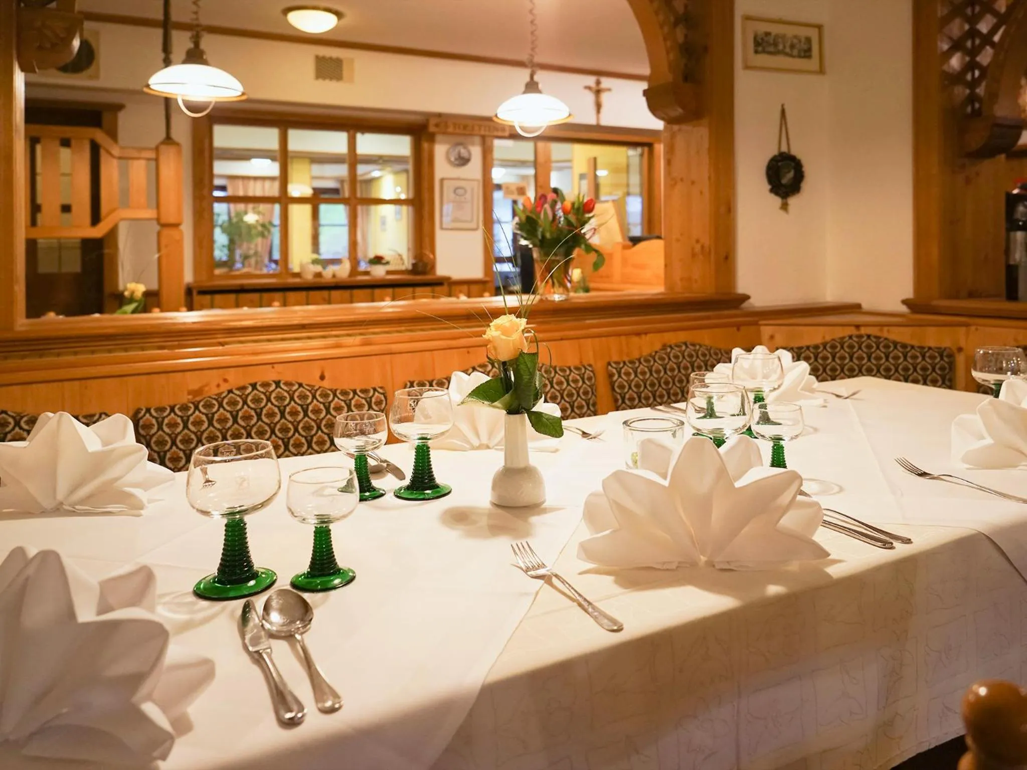 Restaurant/places to eat in Hotel Gasthof zum Biber