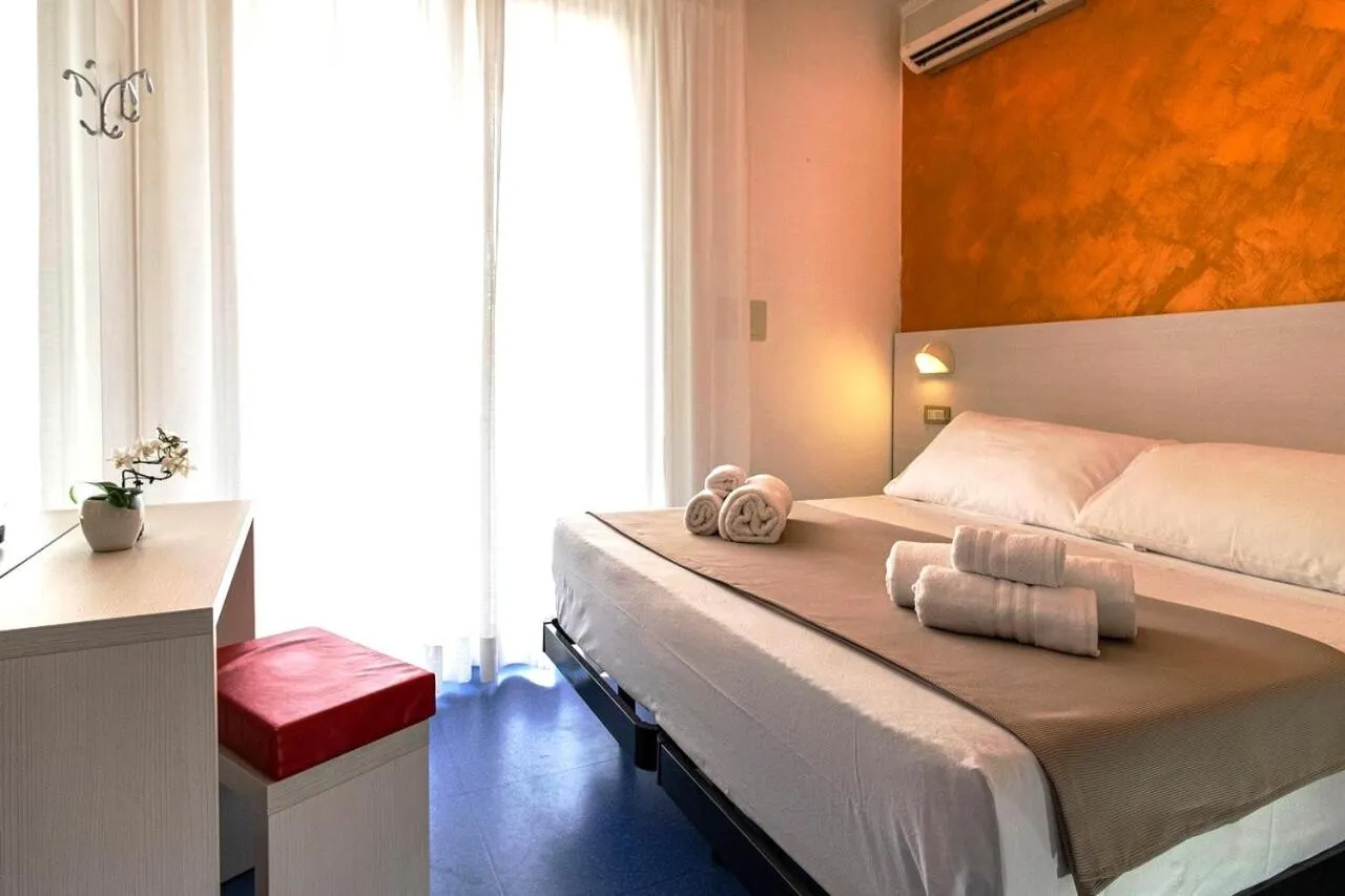 Bed in HOTEL TRE ROSE