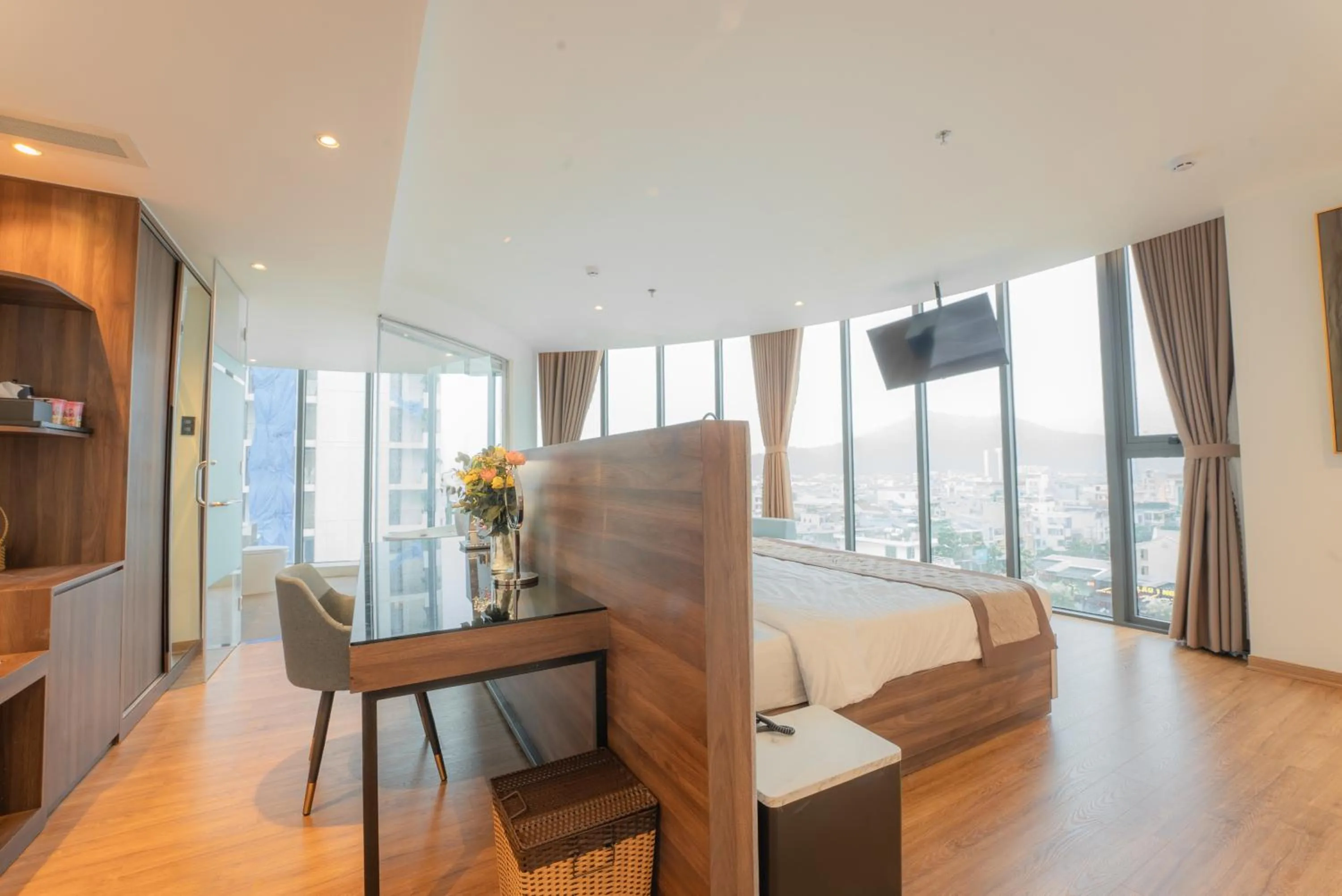 Living room, Bed in MERIA Hotel Quy Nhơn