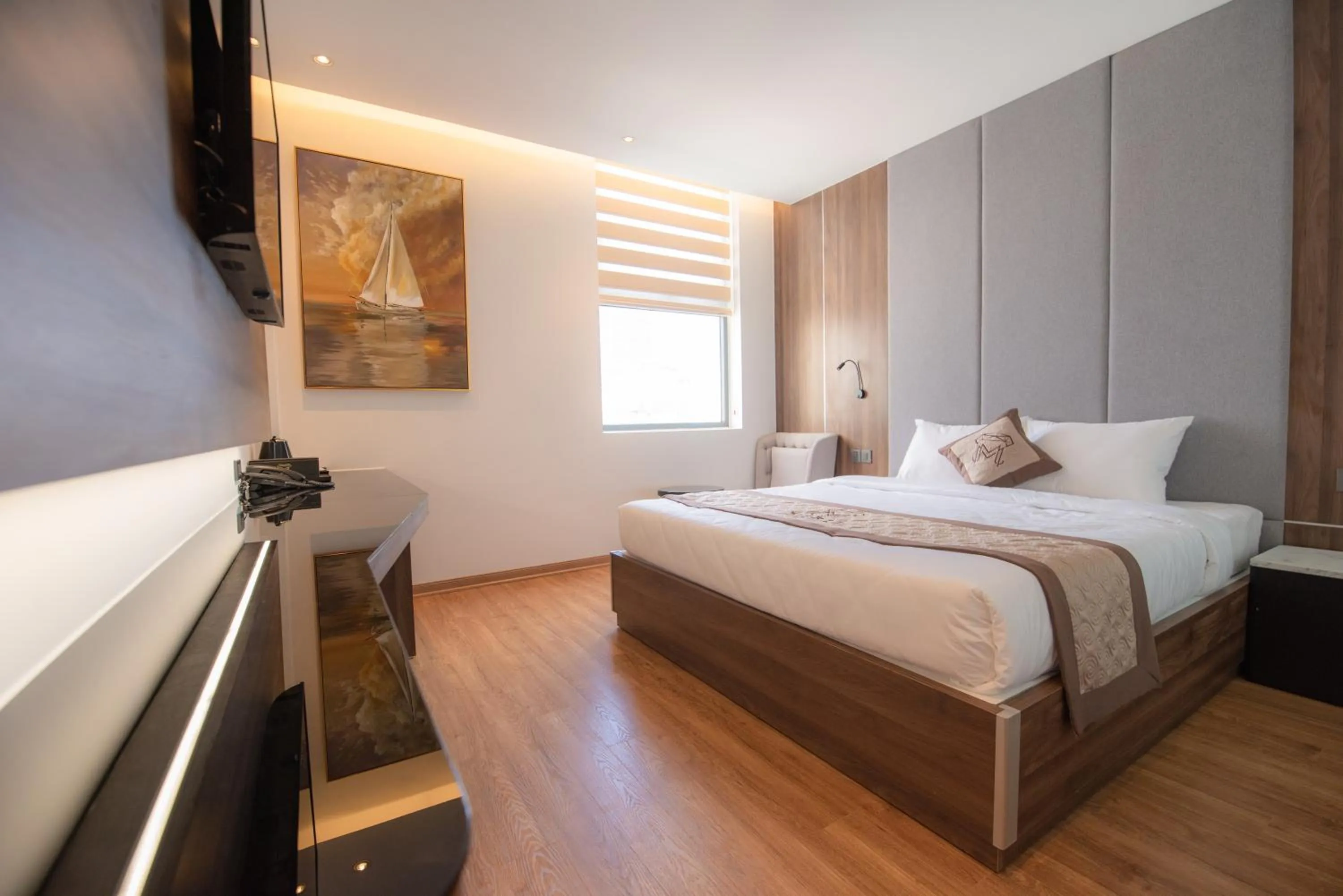 Bed in MERIA Hotel Quy Nhơn