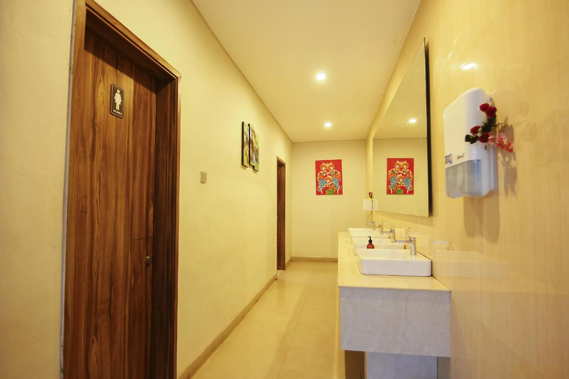 Raja Hotel Kuta Mandalika Resort & Convention